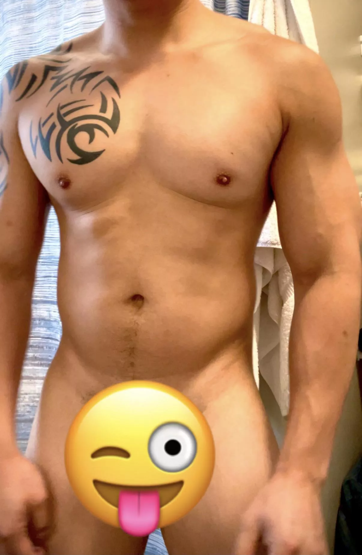 Bulkier = more cuddly right? LoL or Back 4 Blood anyone? posted by thighsguy