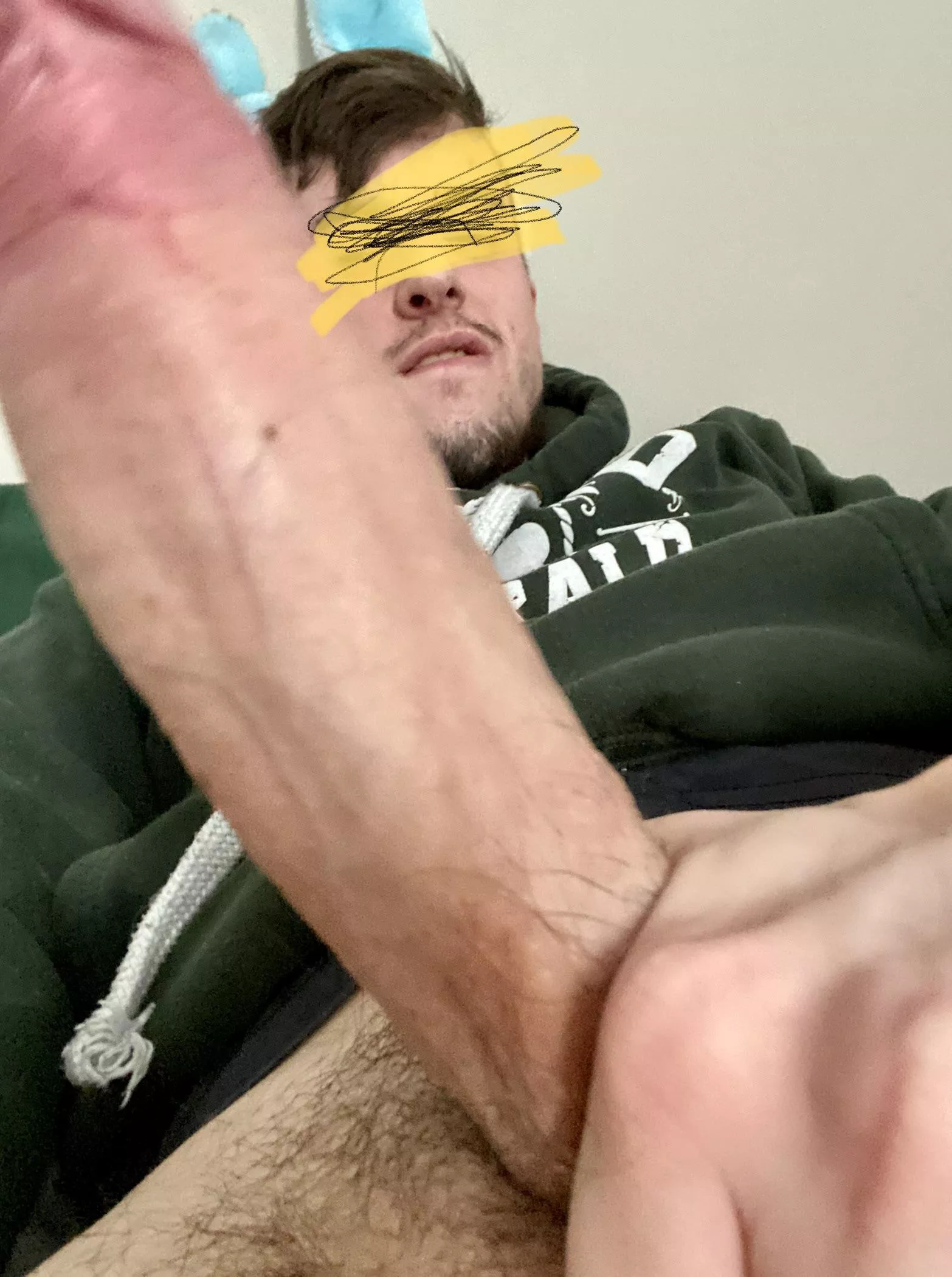 Bursting out my Foreskin posted by ecombcom