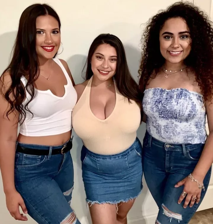 Busty and friends posted by Chaturbater1