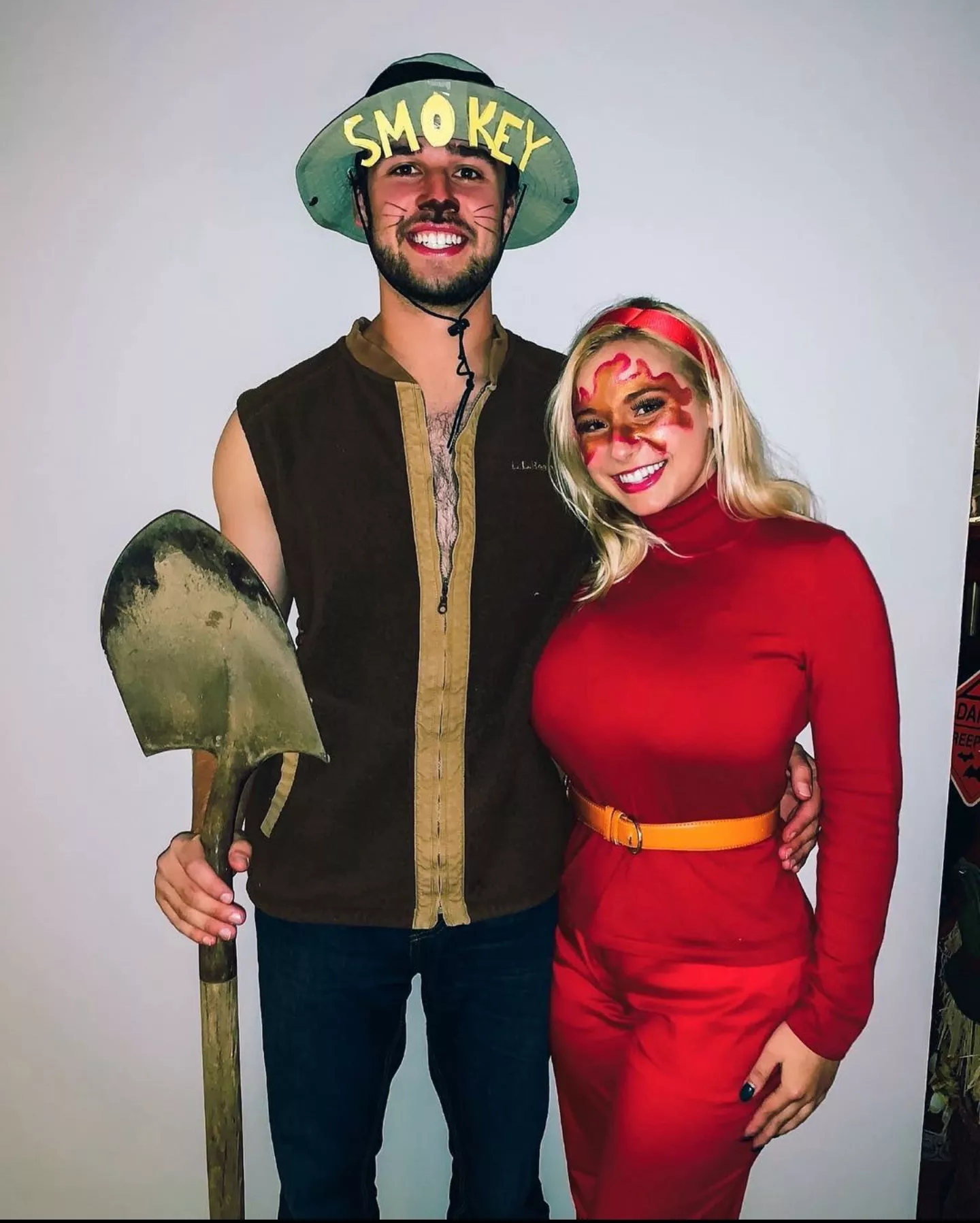 Busty Halloween posted by cartiiiiiiiiiii