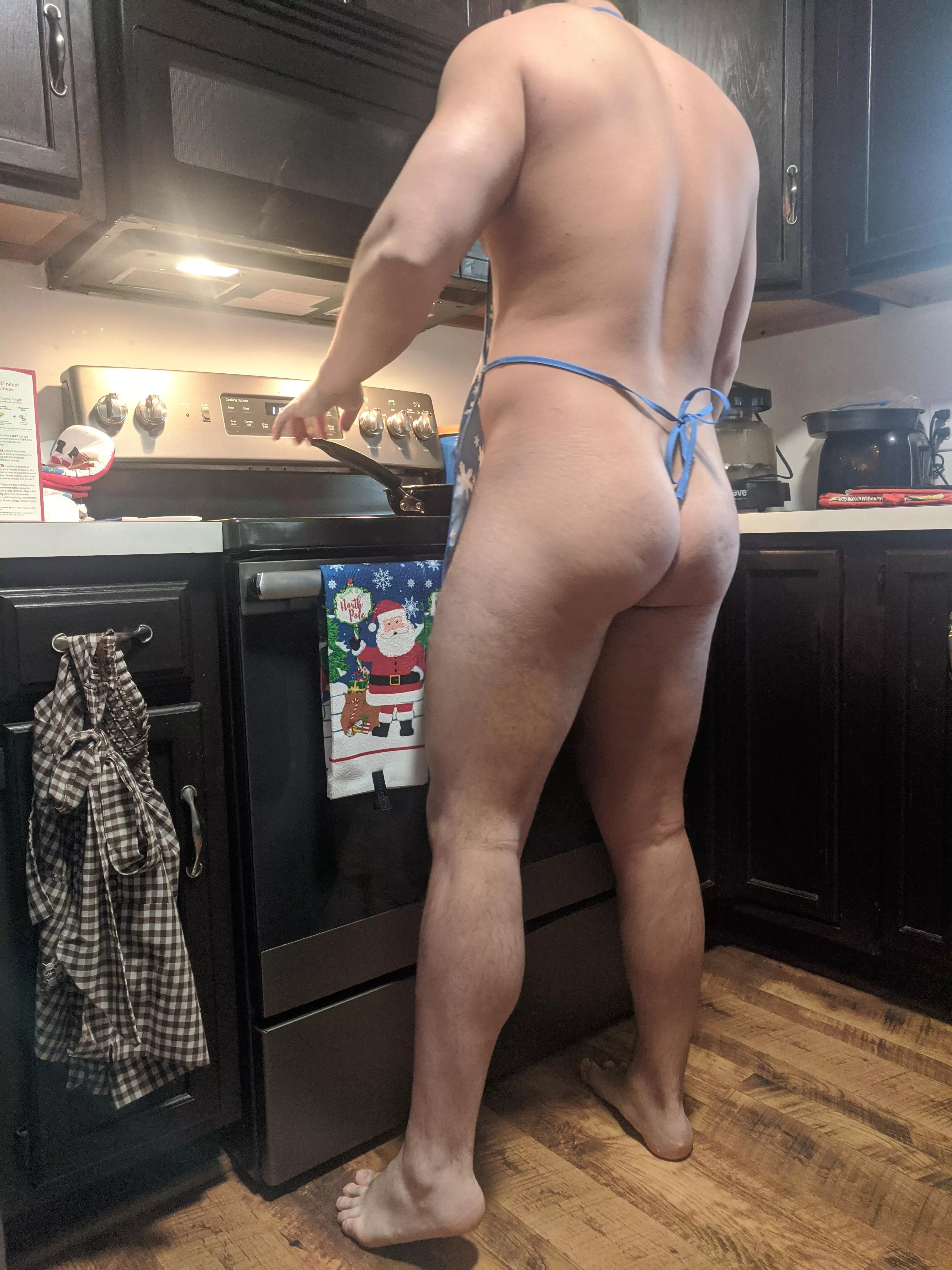 Cake? For breakfast?! posted by beefcakebuttslut