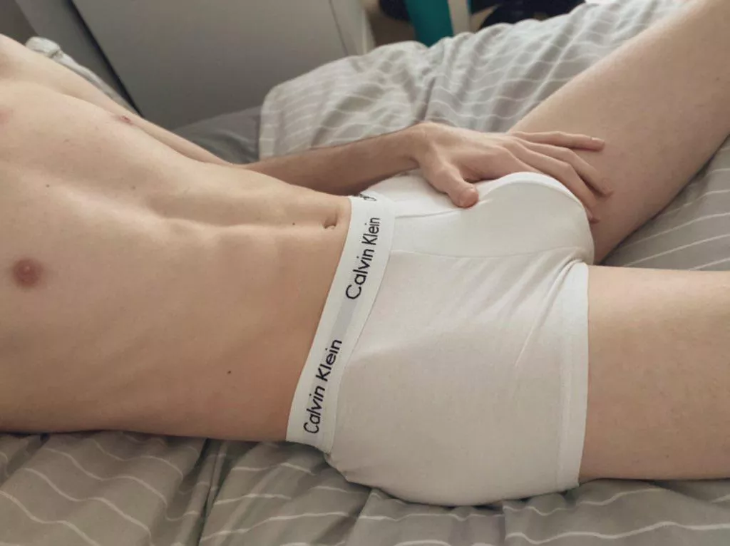 Can anyone take off my calvins with just their teeth? posted by Chiselledboi