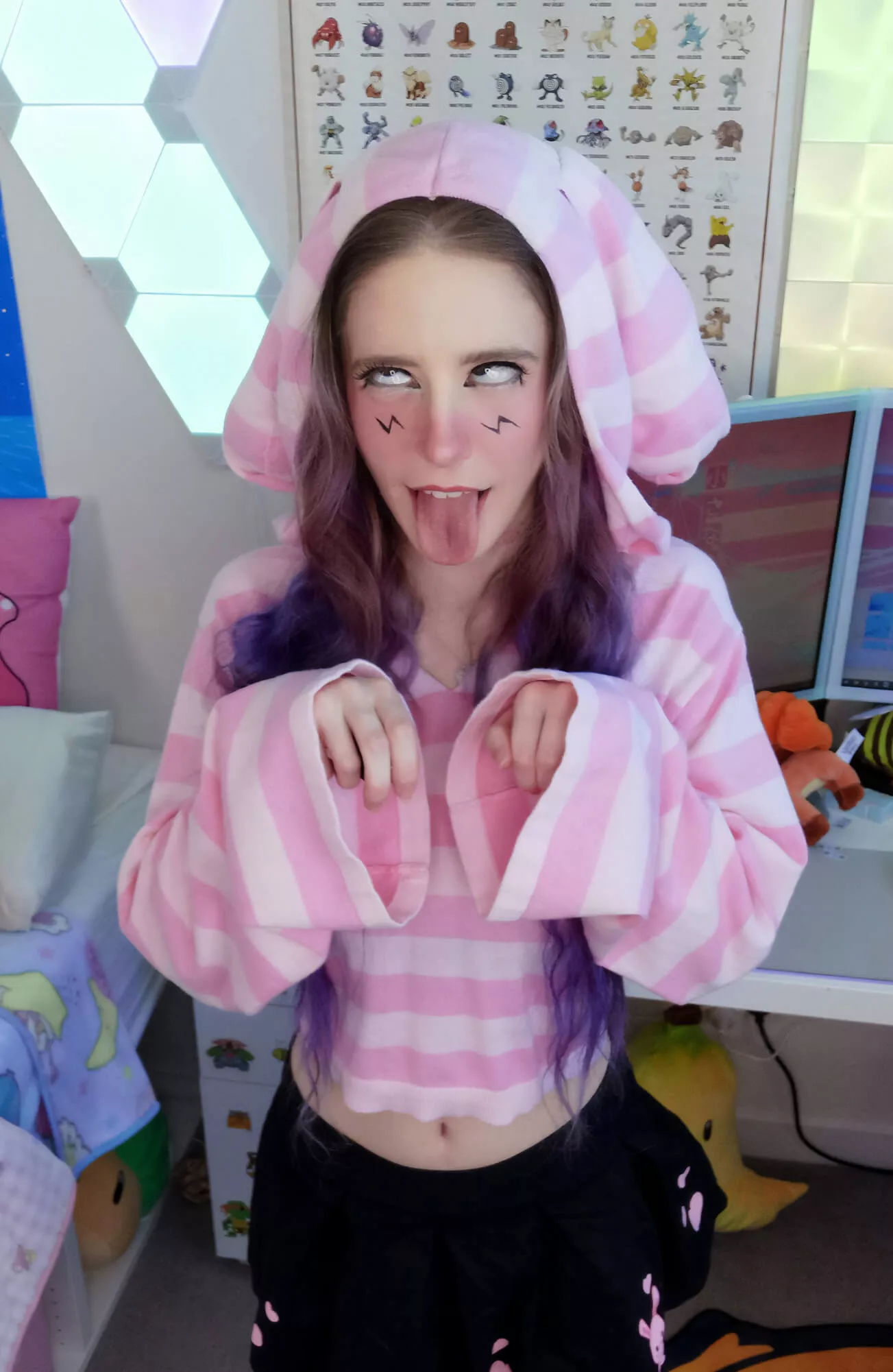 can i be ur bunny? 🐰💖 posted by lilfakegamer