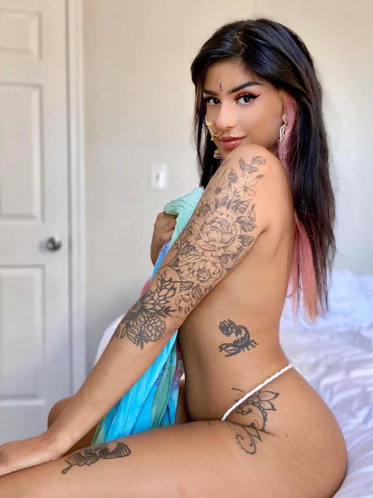 Can I be your Indian cock warmer? 😽 posted by slaysheslays