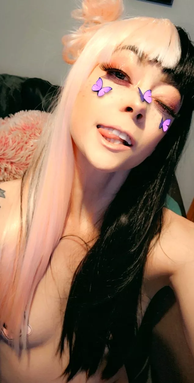 Can I be your manic little e-thot fuck doll? Pretty please ðŸ¤¤ posted by littlerosexo