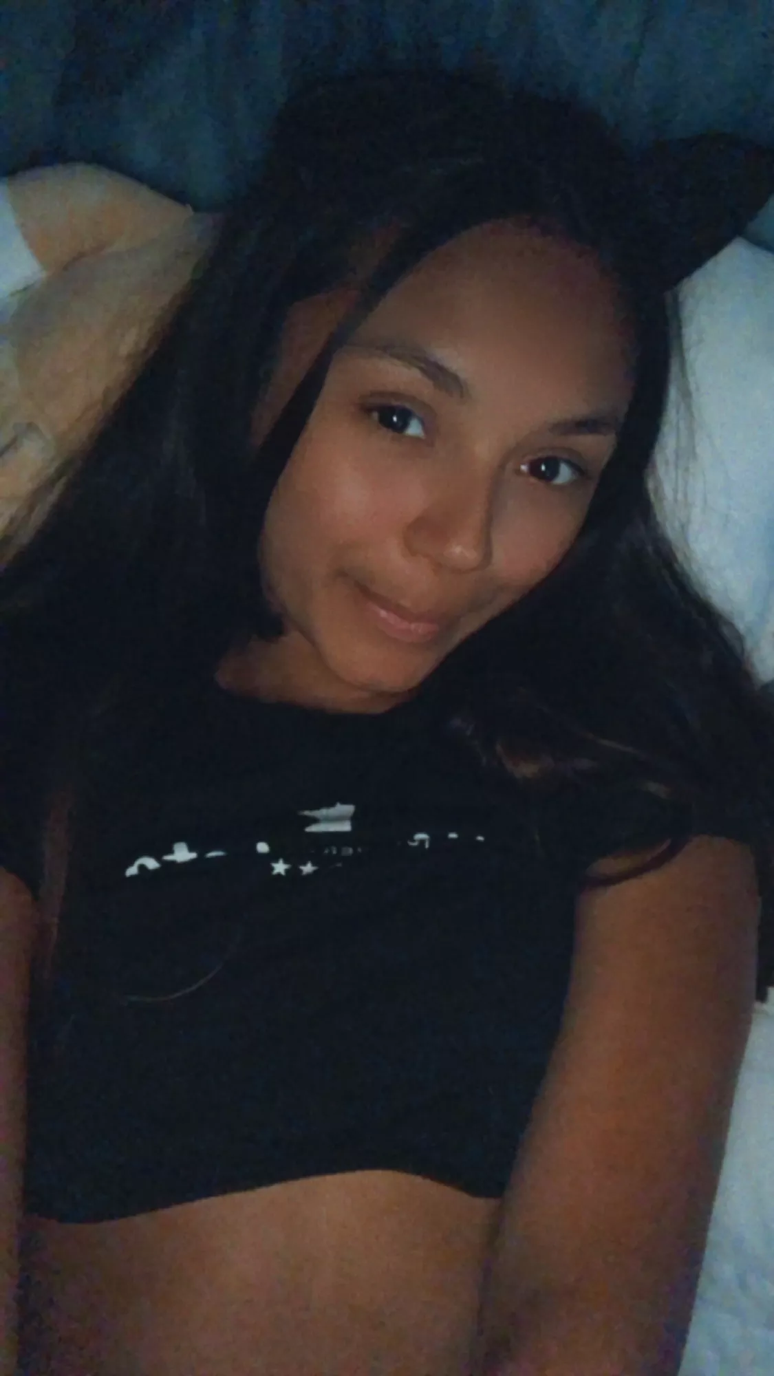 Can I pull off no makeup ðŸ¥º posted by LittleMikaSky