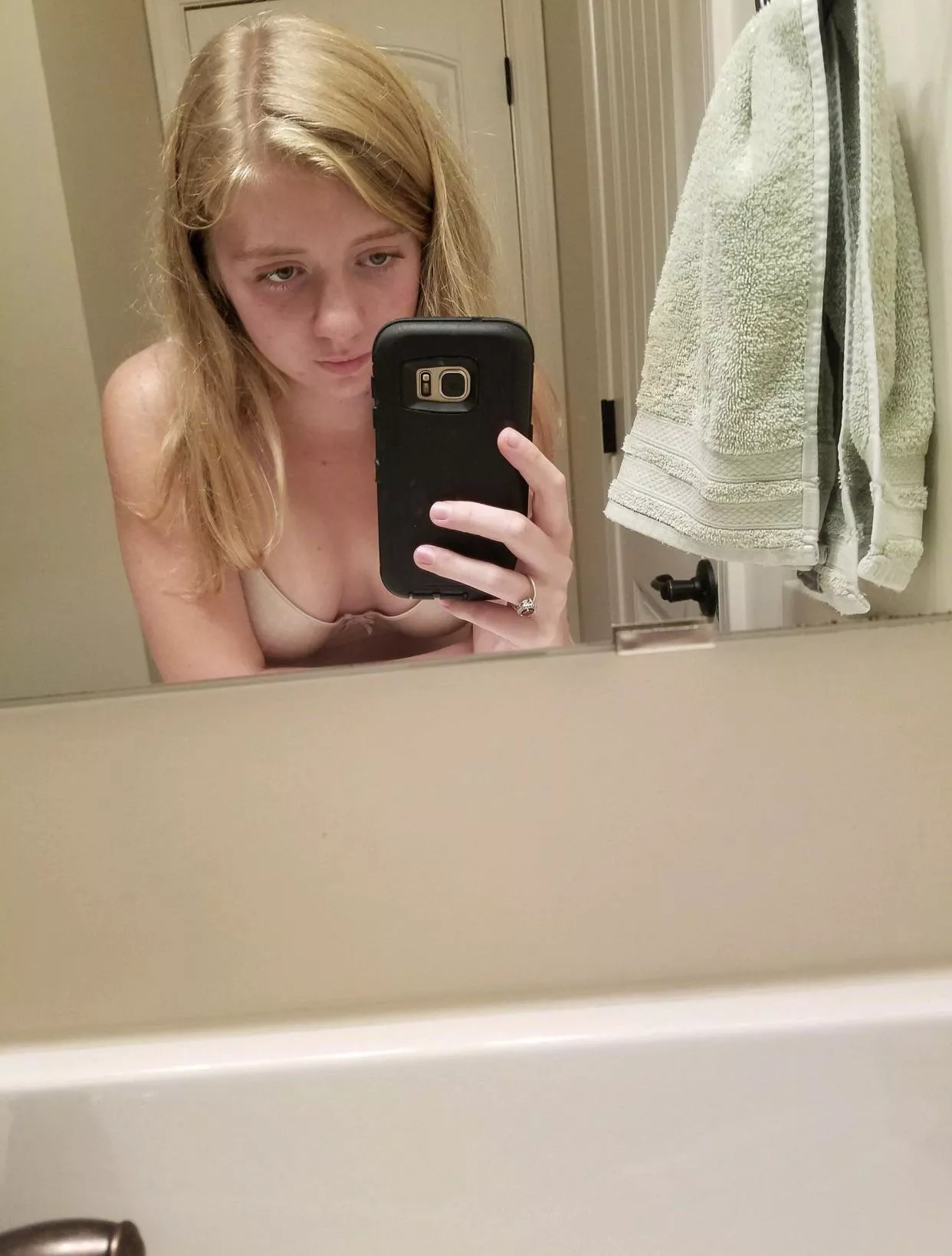 Can someone cum on my gf? Pm me for nudes. posted by Ryan5683