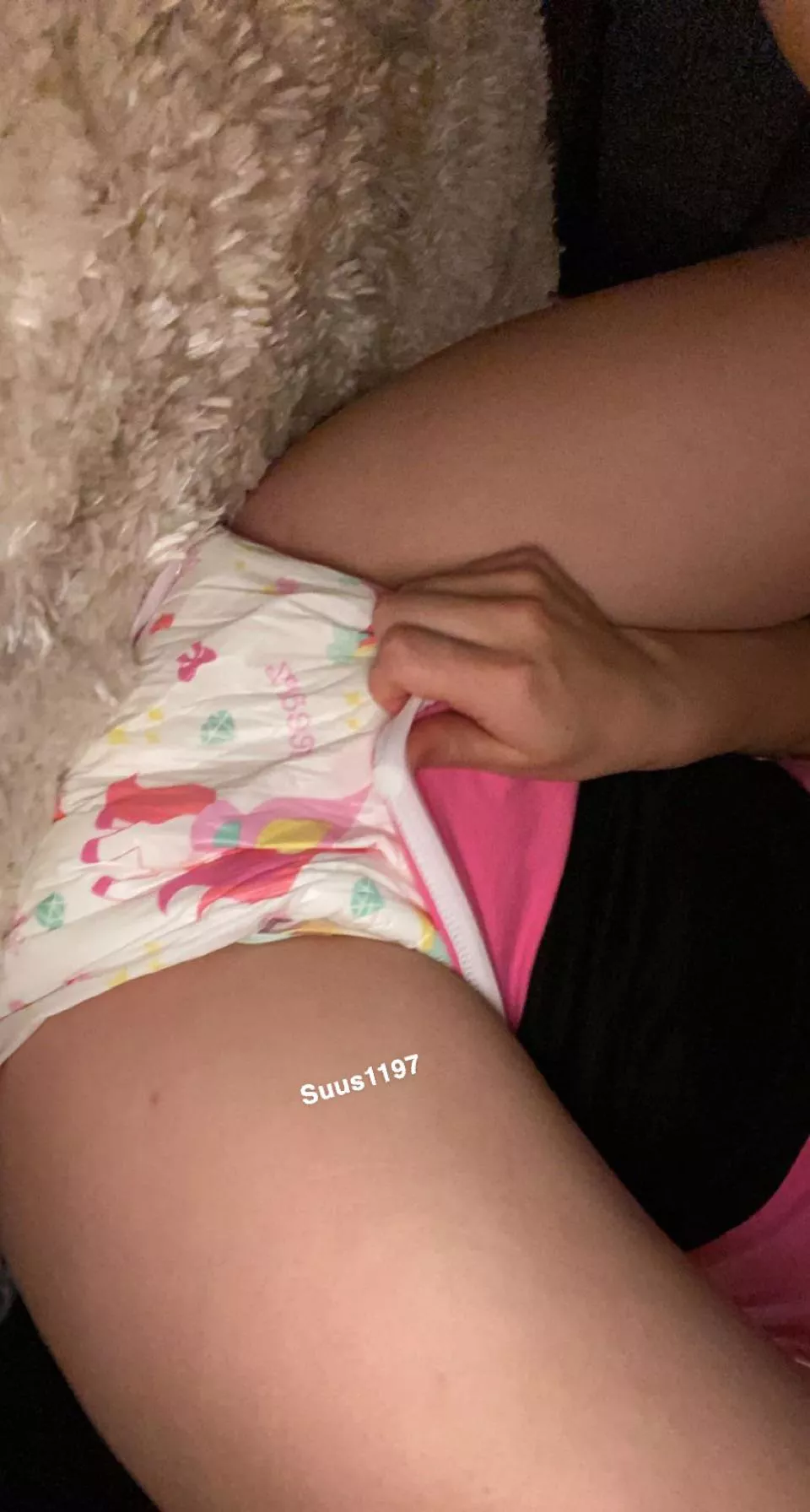 Can you close my buttons please? I am super ready to fill up my soft crinkly diaper💕☺️ posted by suus1197