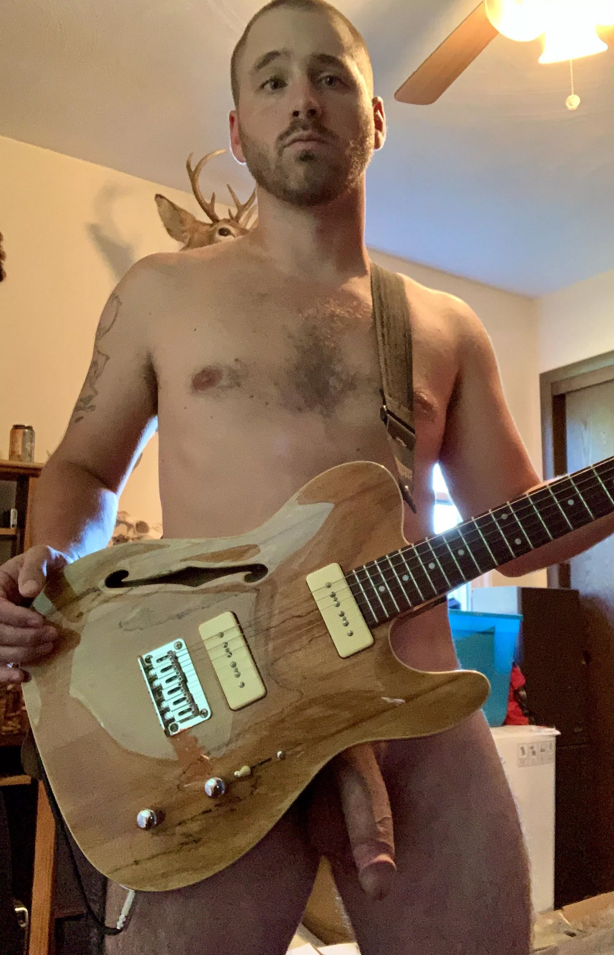 Can you strum a chord? PMâ€™s welcome posted by Indiana_longnuts