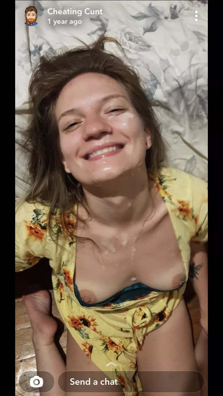 Can you tell how happy I am when I’m a little cum slut? posted by Michirose96