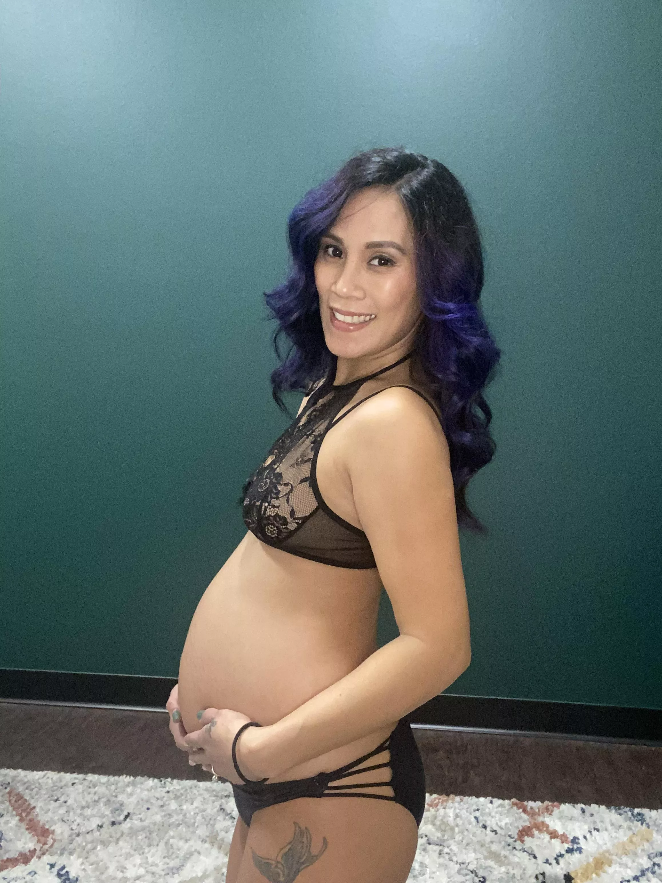 Can’t believe I am 38 and pregnant…Hope you still like Asian milfs!! posted by Asianmex84