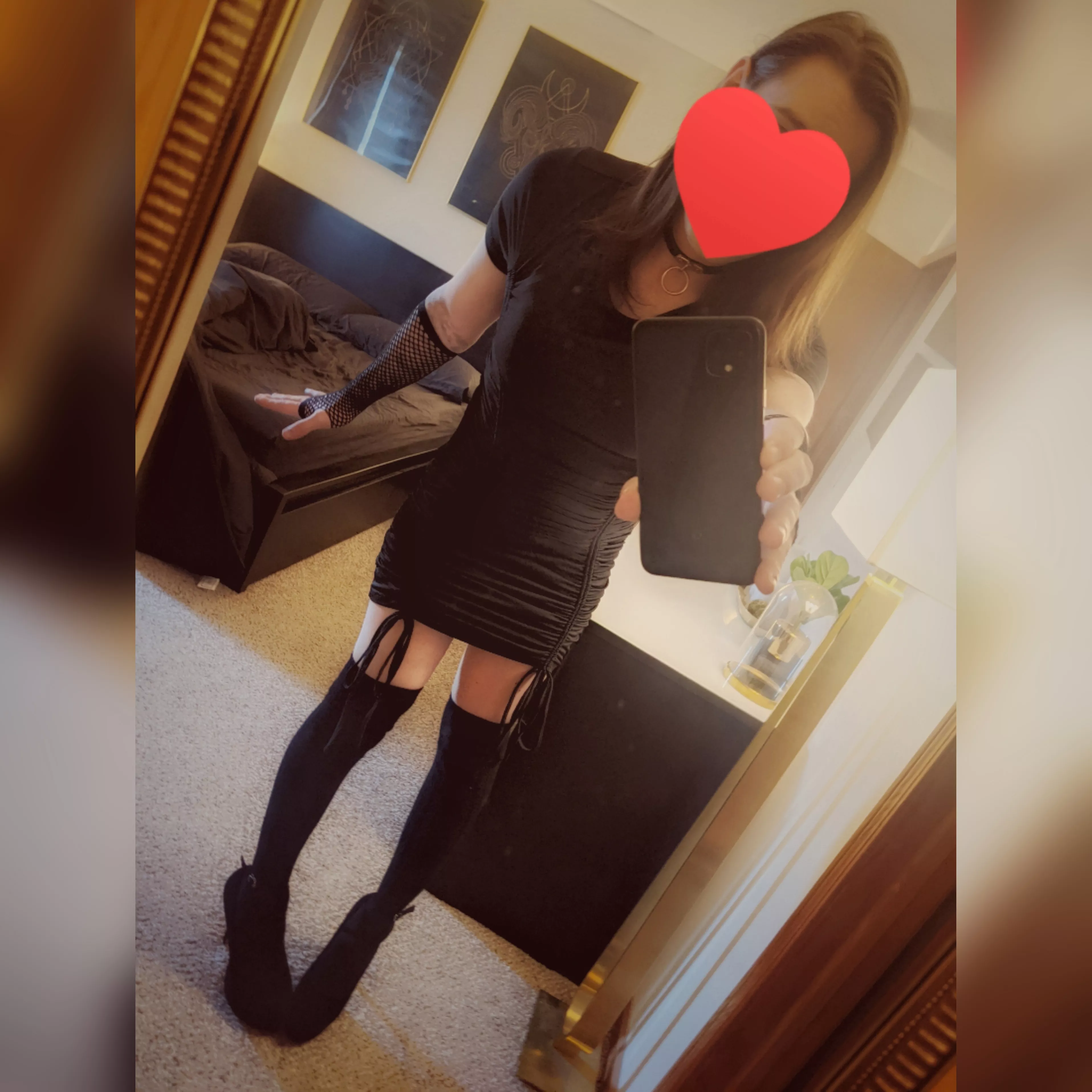 💕🖤Can't help but feel so sexy in all black🖤💕 posted by Ok-Faithlessness5478