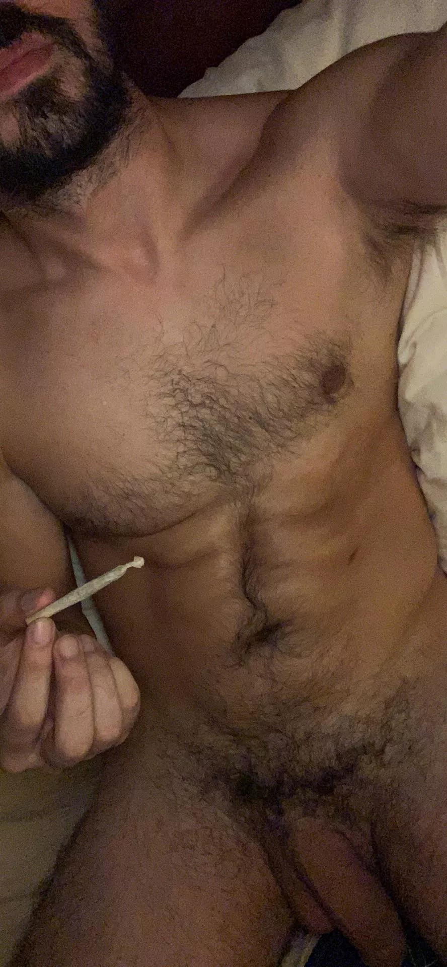 Can’t sleep. So rolled [M]e a little guy posted by EsParaVos