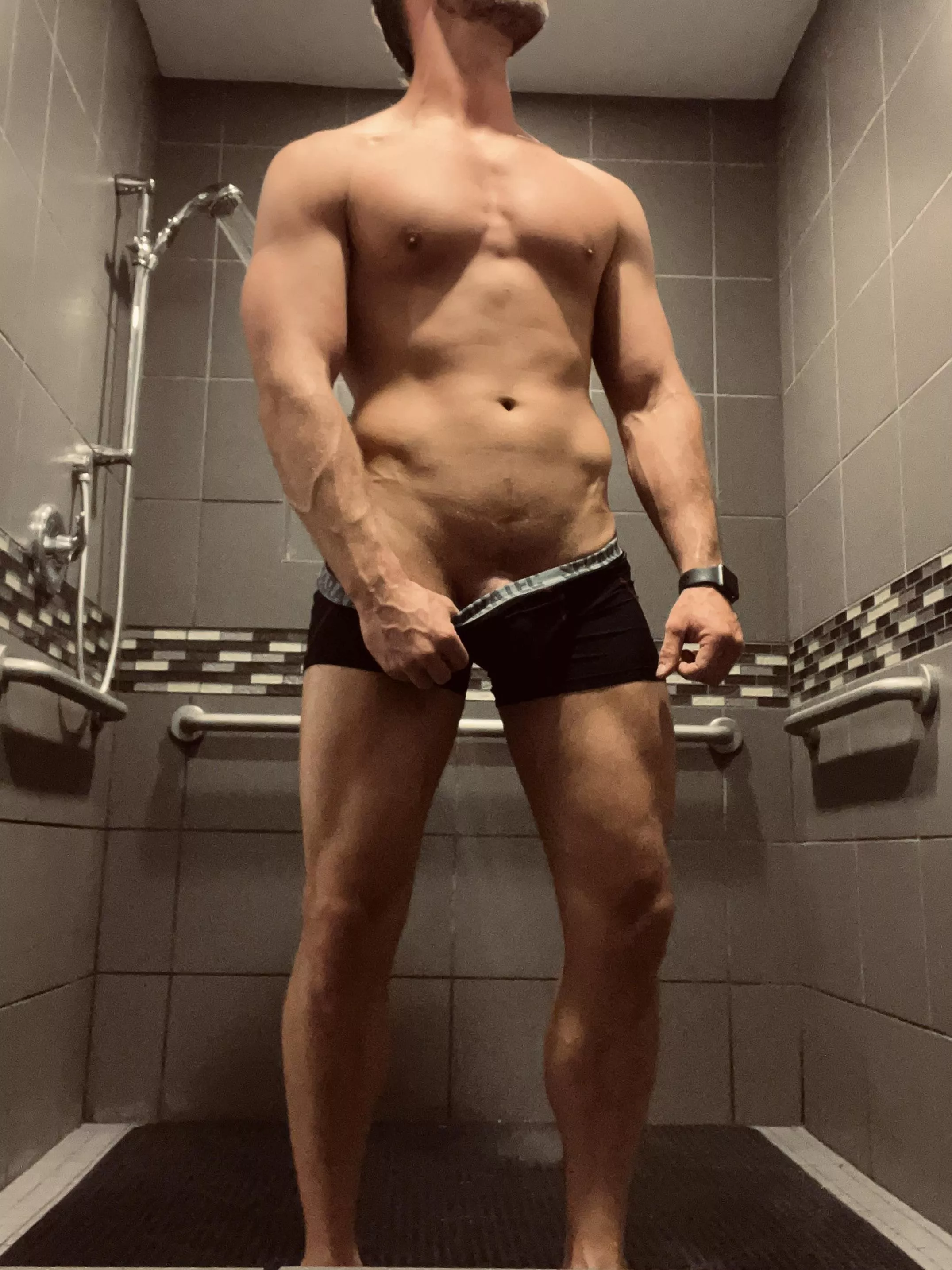 Cardio day, burning so[m]e calories 😉 posted by FloridaMechanic