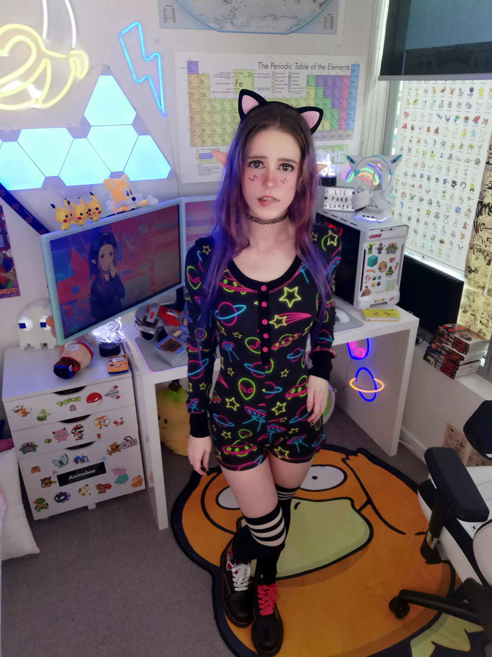 cat girl is out of this world 👩‍🚀🐱 posted by lilfakegamer