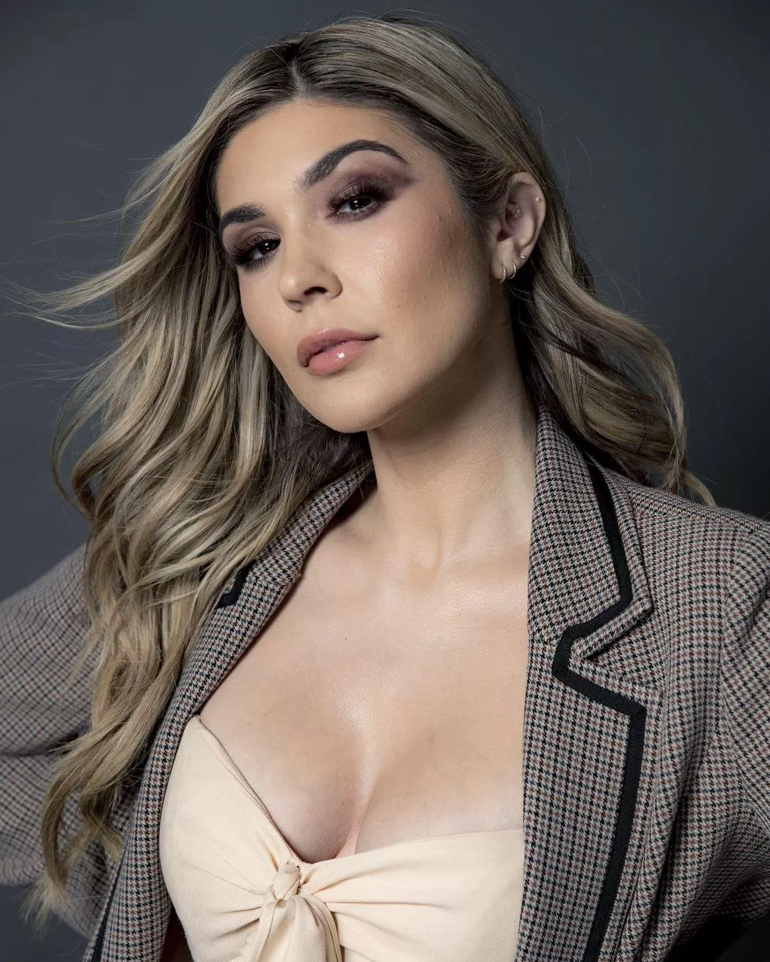 Cathy Kelley’s Tits posted by The2076