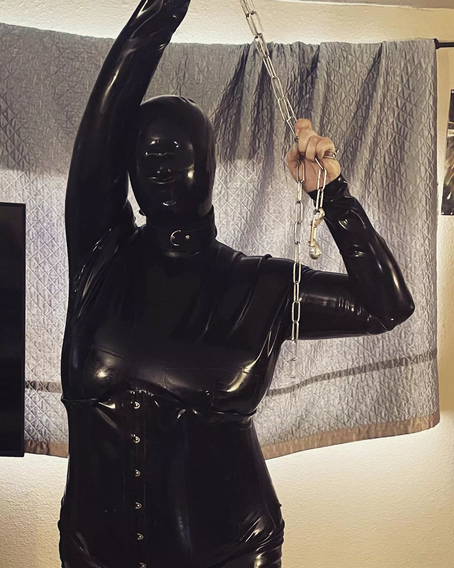 Chain me up please ☺️ posted by chaosbondage