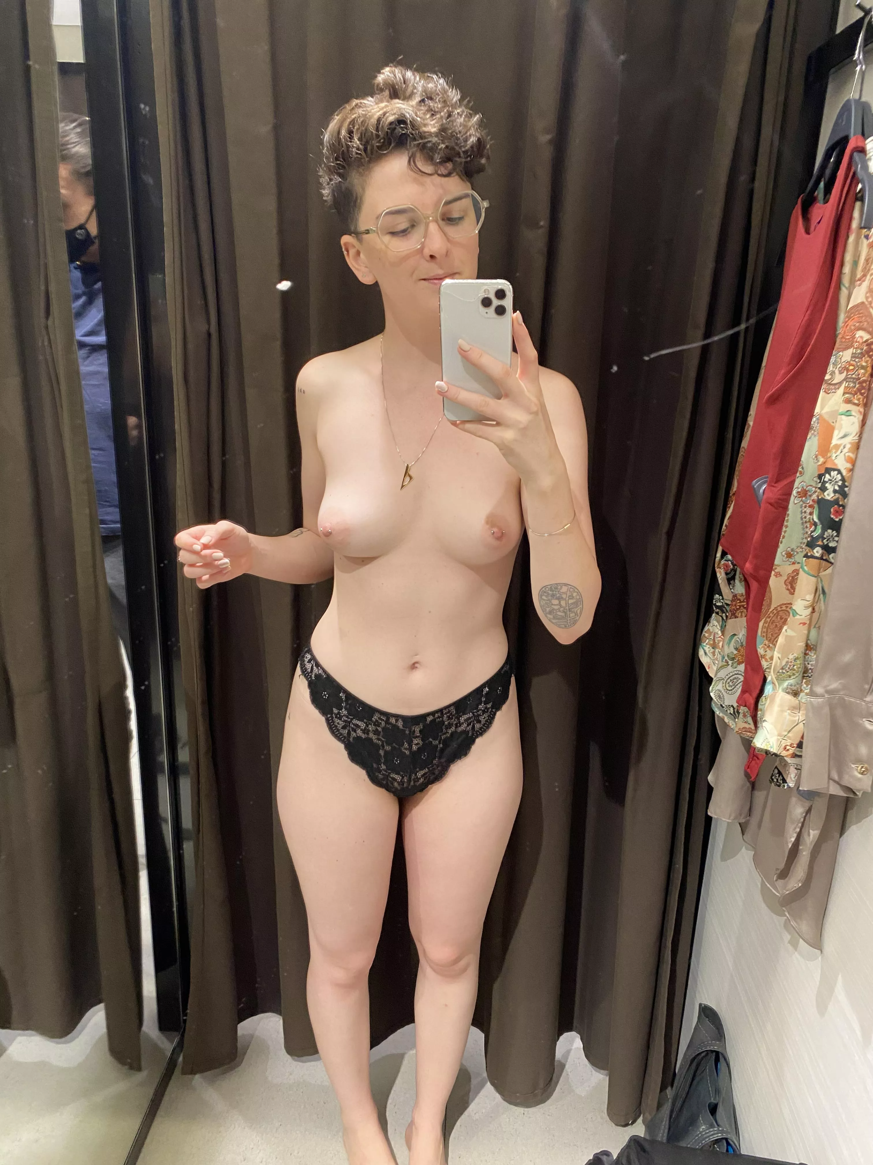 Changing room naughty times! posted by CommentsMunde