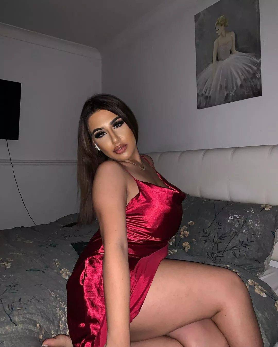 Chav Lady got Thick Thighs posted by tenant69