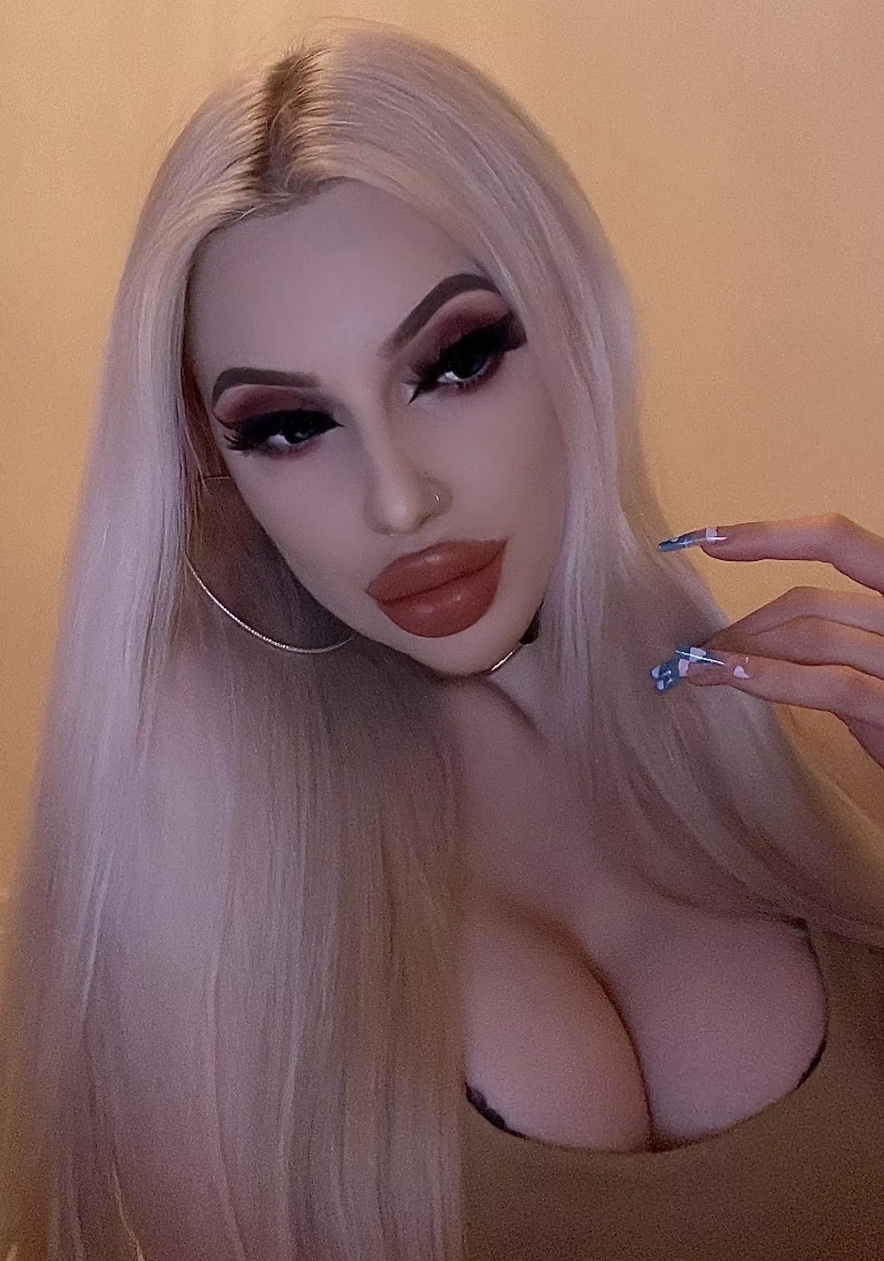 check myyyâ€¼ï¸ONLY FANSâ€¼ï¸(linkk in bio) +100 POSTS âœ¨20 years old plastic barbie with big fake lips and fake boobsðŸ‘€âœ¨QUICK response to DMsðŸ”¥special/private requests available âœ¨sexting ðŸ”¥dick rates âœ¨fishnets/stockings ðŸ”¥lingerieâœ¨hee posted by charlotteventurax