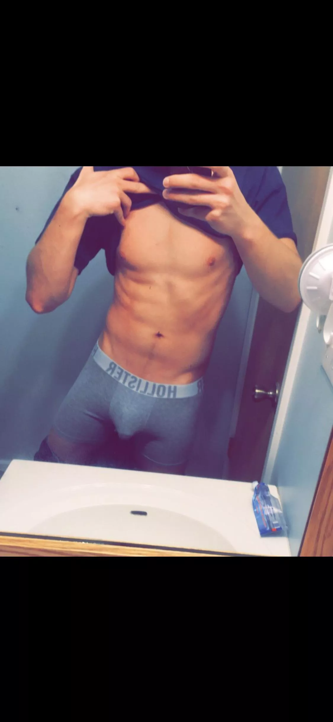 Check out this bulge before a shower posted by Young_y98