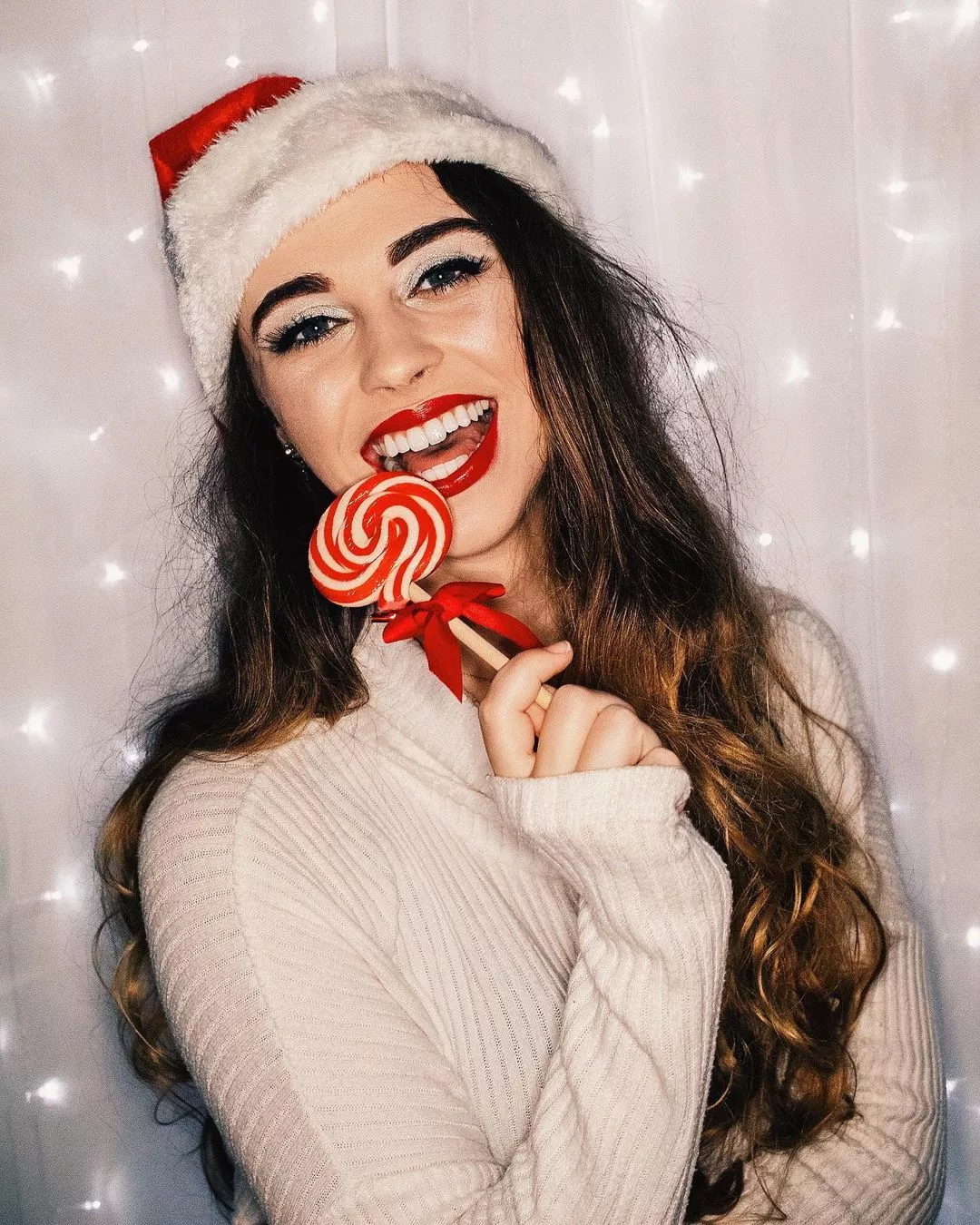 Christmas Lollipop posted by PolishedGold