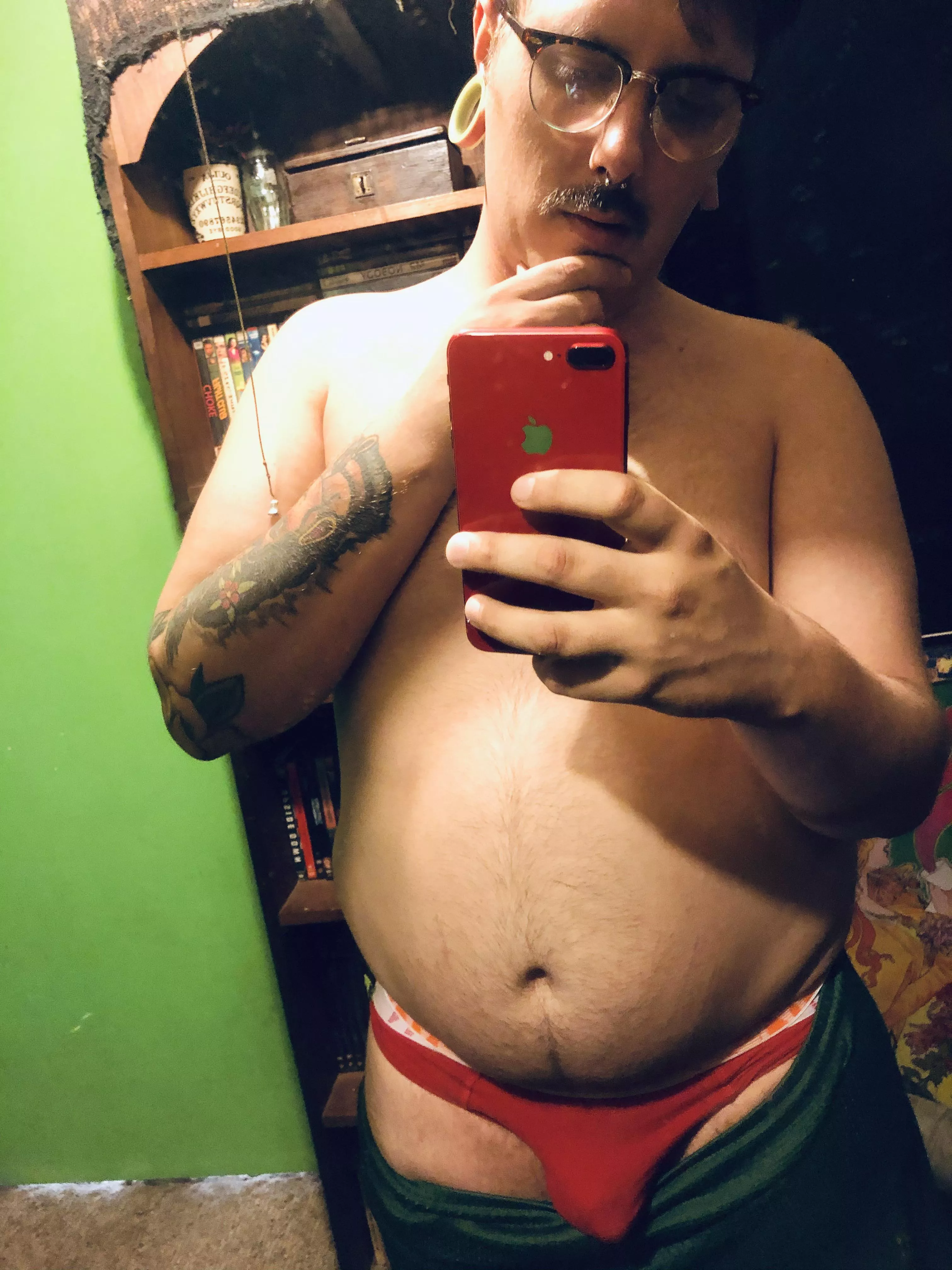 Chubby/28/Midwestern posted by Cosmic-Cub93