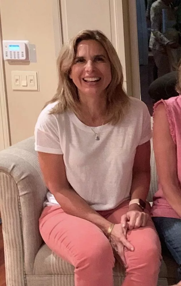 Classy GILF I know posted by lisnerjane