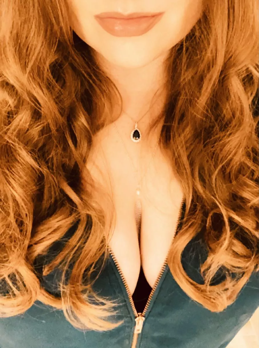 Cleavage and curls posted by iwhine4wine