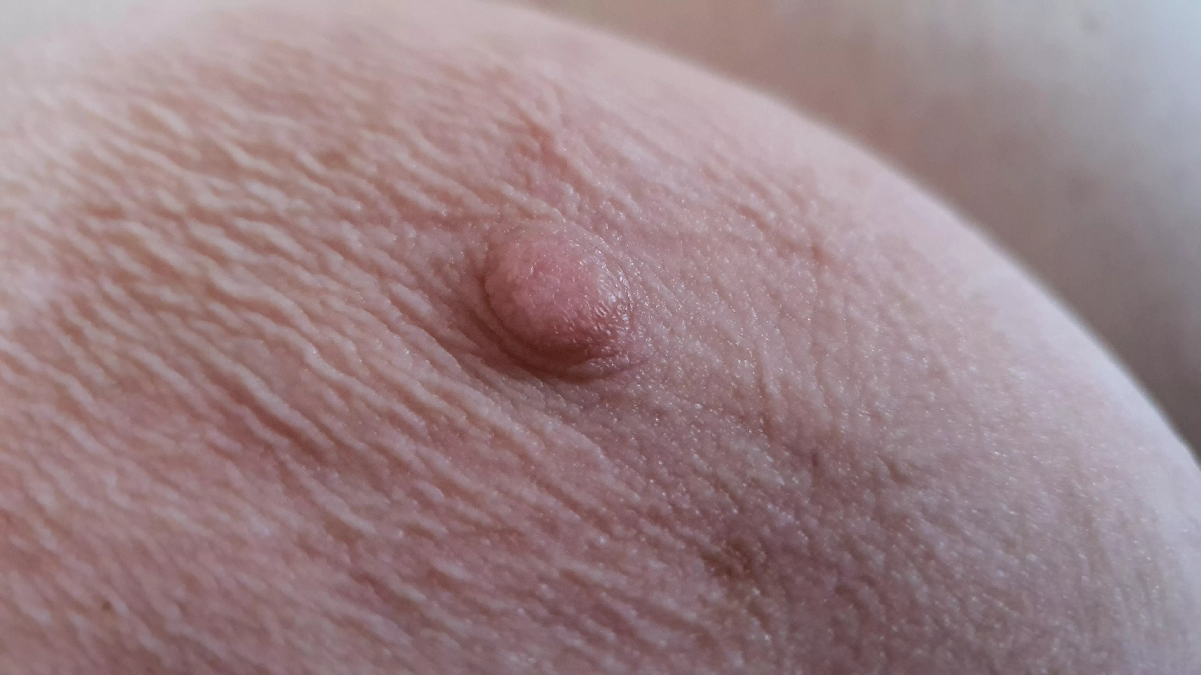 Close up titty 25[F] posted by ThirdAdventurous