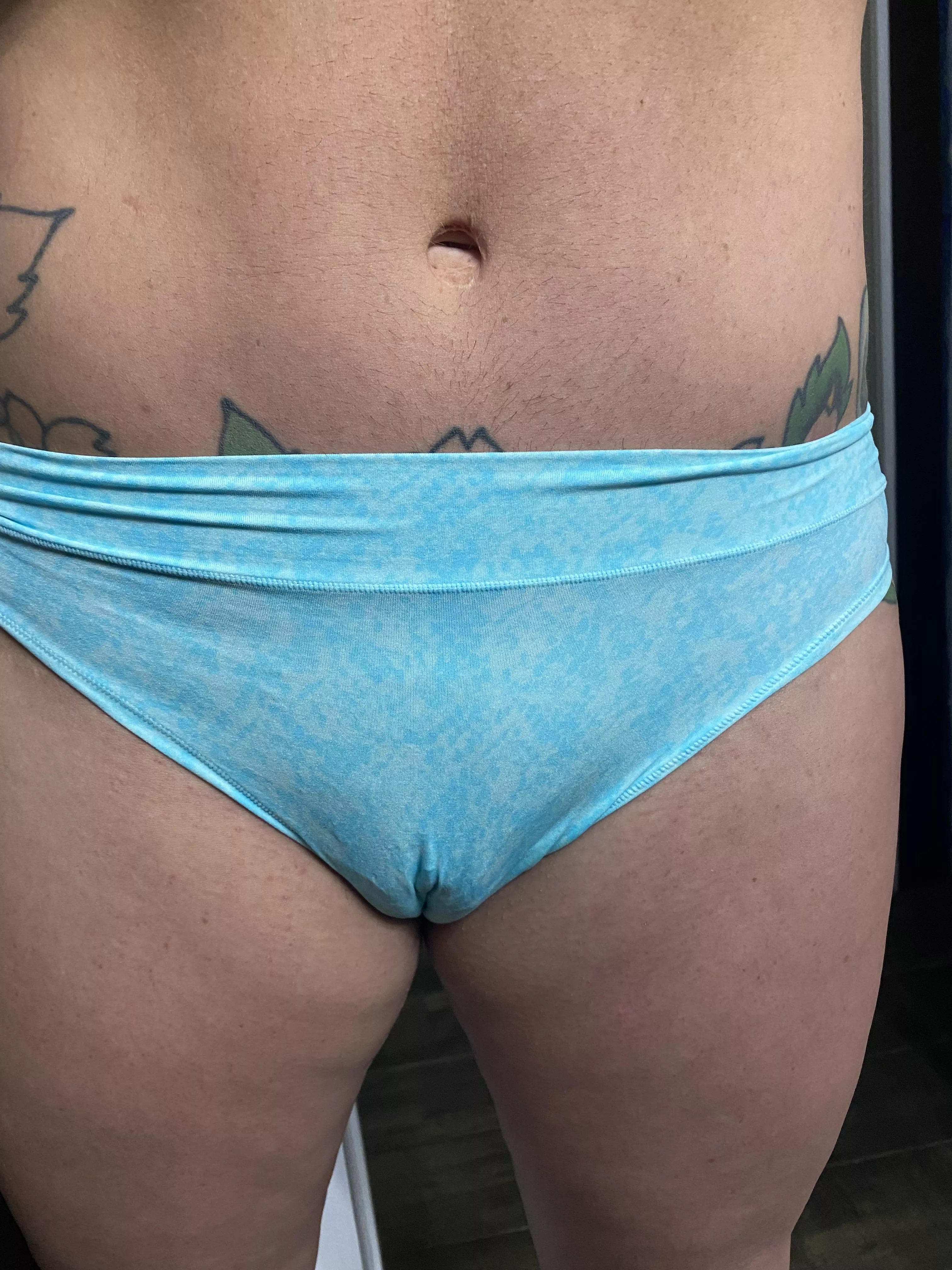 Closer look at my camel toe! posted by titsandtat2s