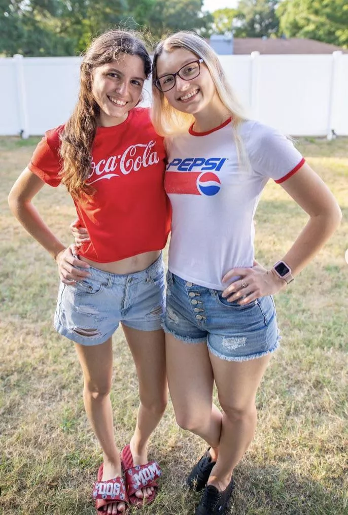 Coke or Pepsi [2] posted by pawglover55