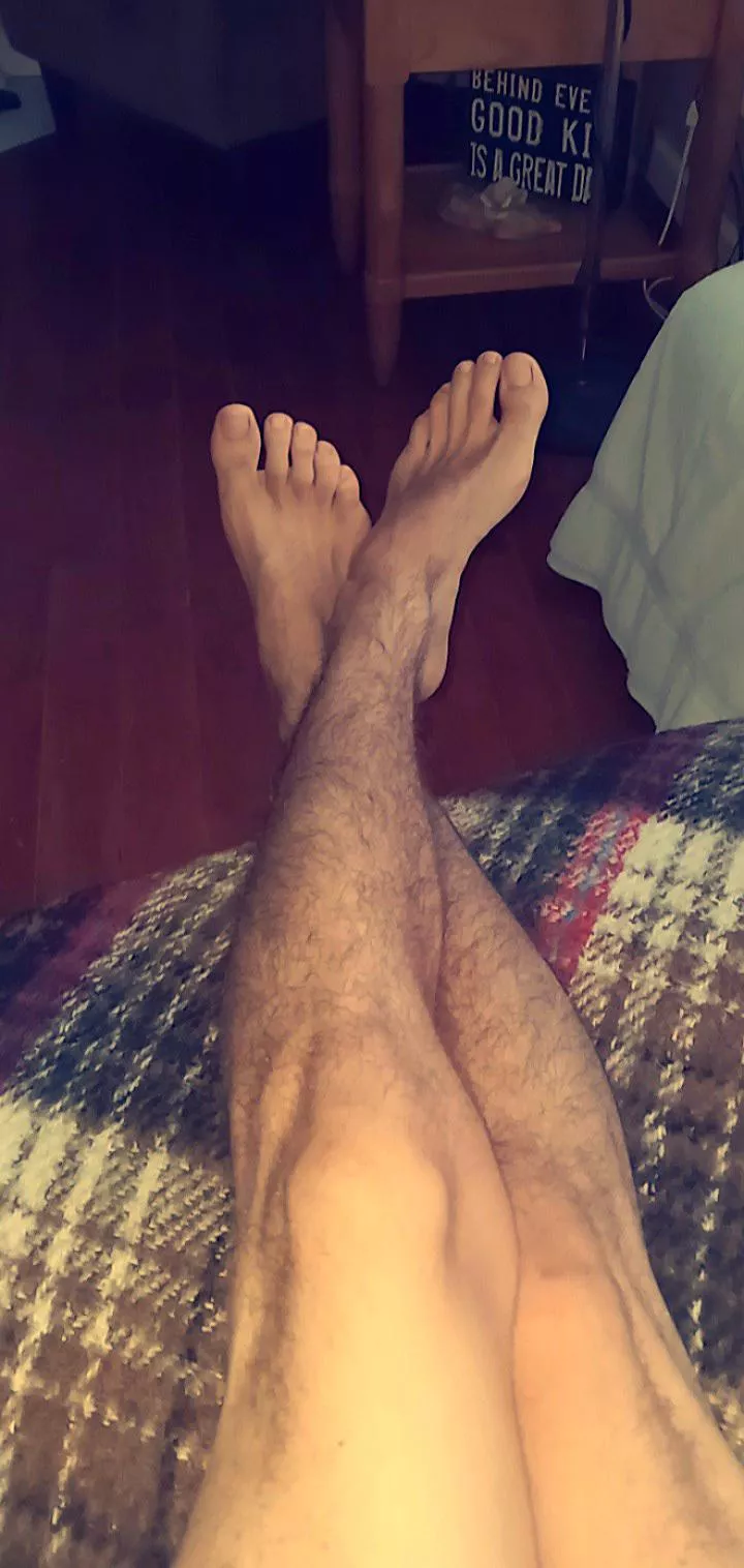 Come and worship posted by Feetguysfans