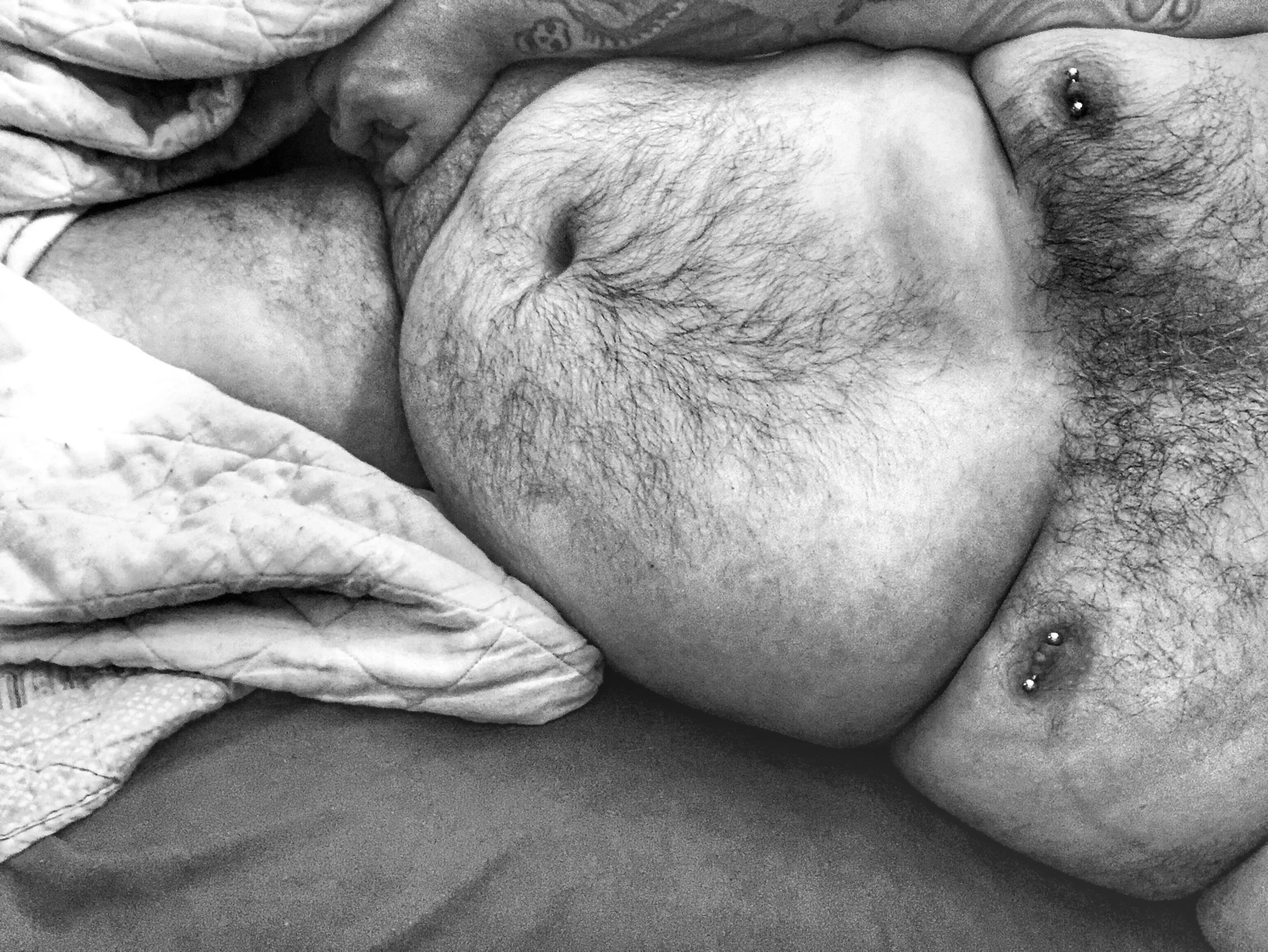 Come get in bed posted by BeardedPapaBear