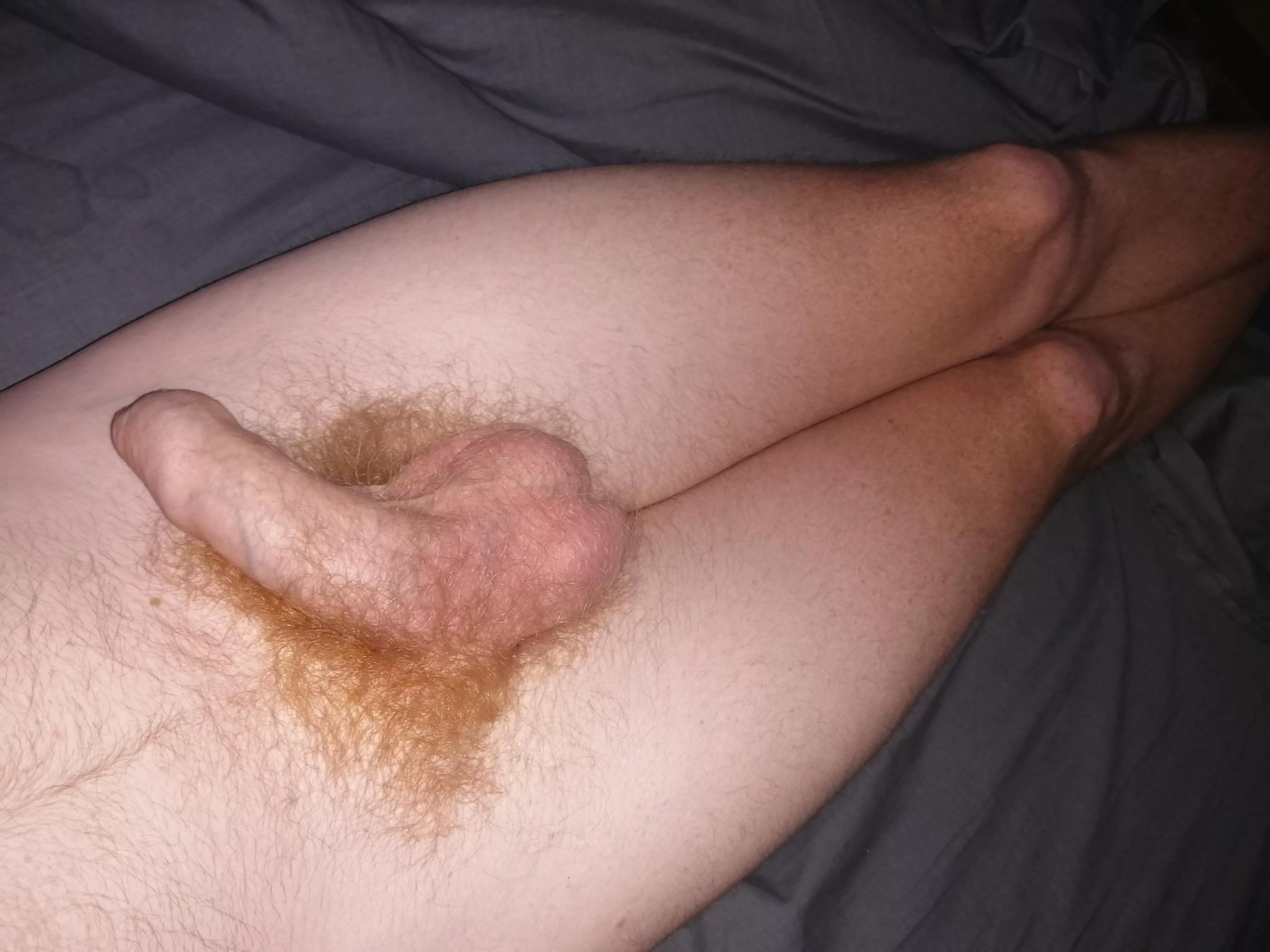 Come help me get hard and get off please. posted by edginger