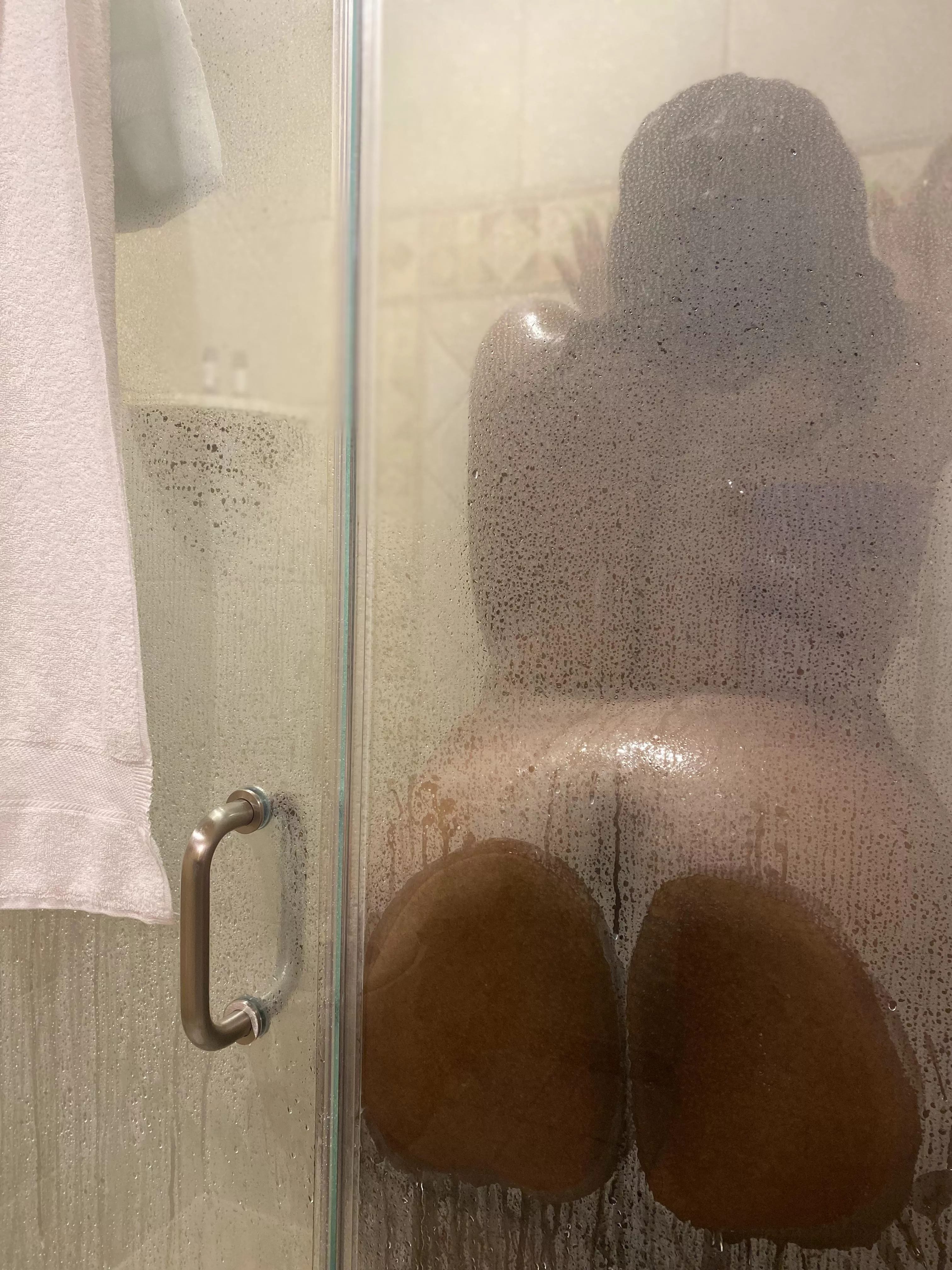 Come help me wash posted by Bellaxtatted