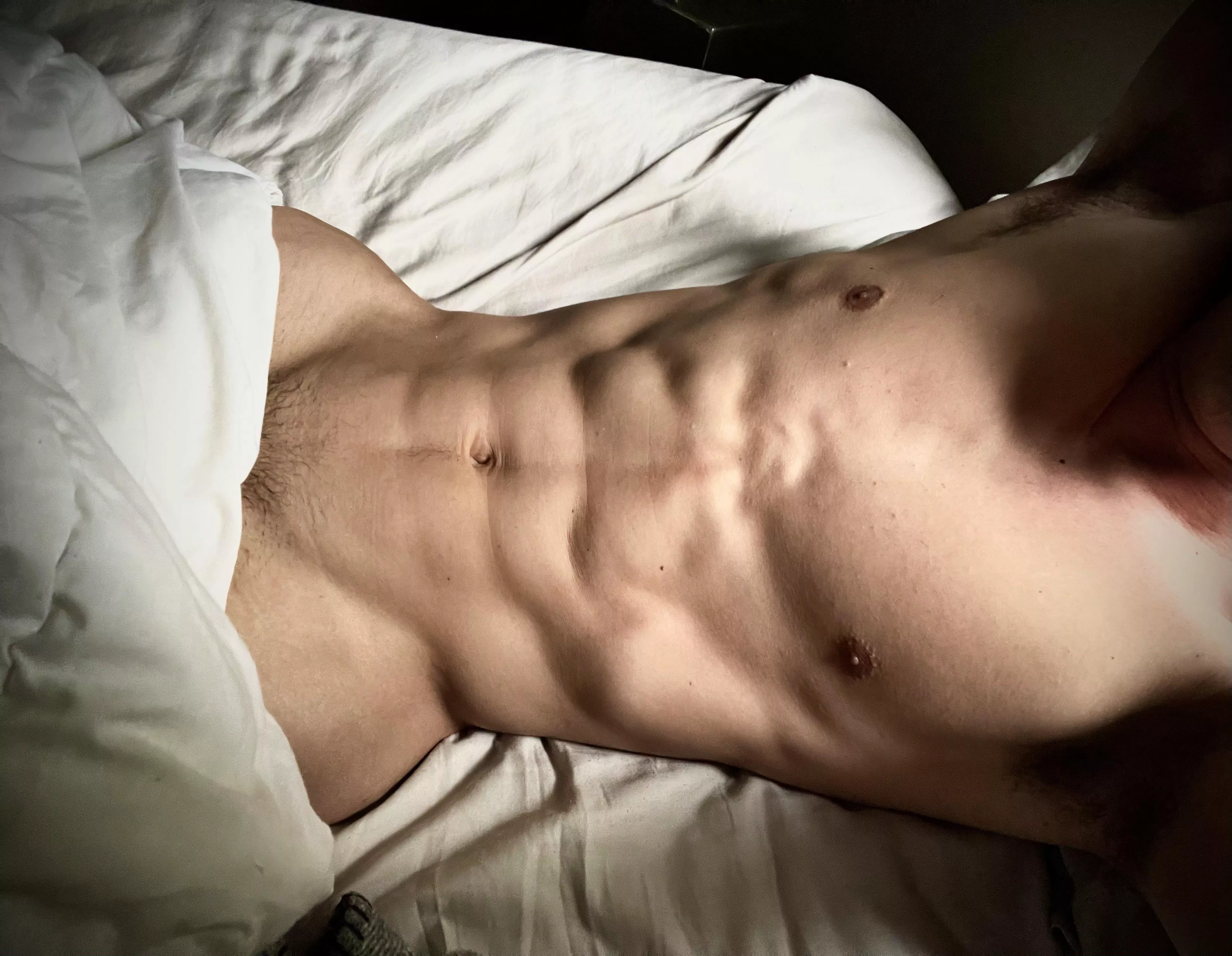 Come lay with (m)e posted by Trespierna