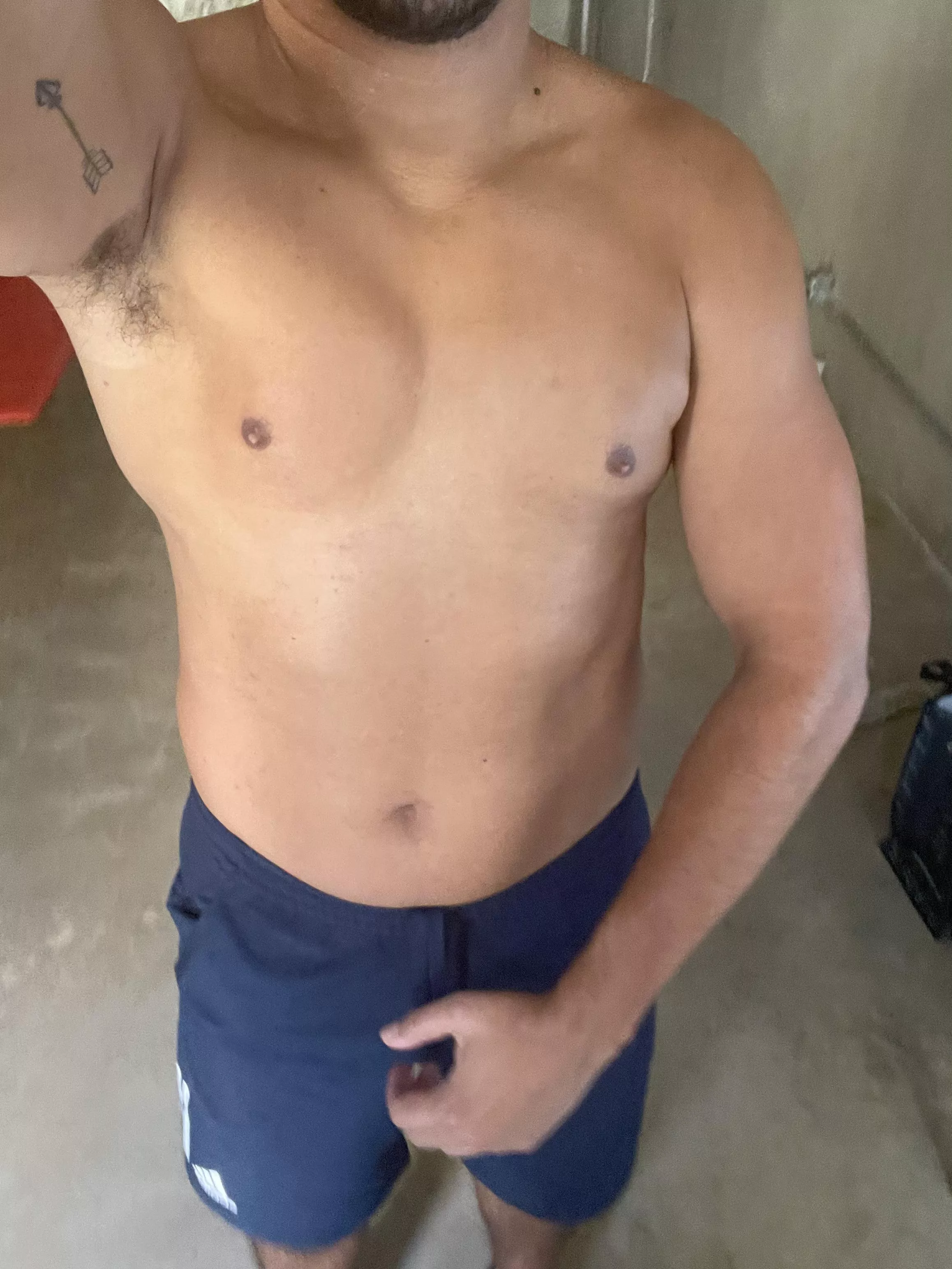 Come sniff and then cum and sniff posted by timmortiz