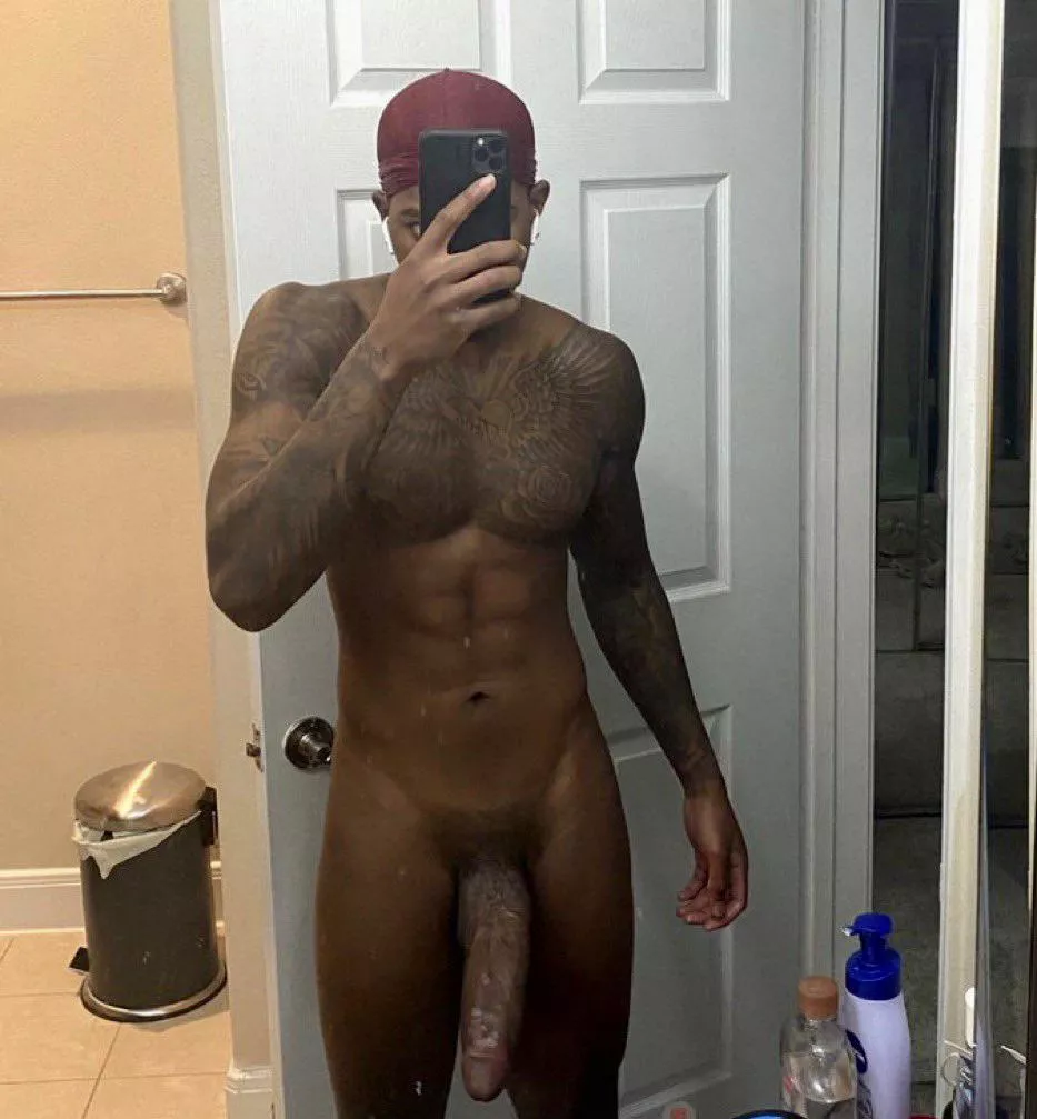 Come suck n make my BBC hard posted by Big_Thick_09