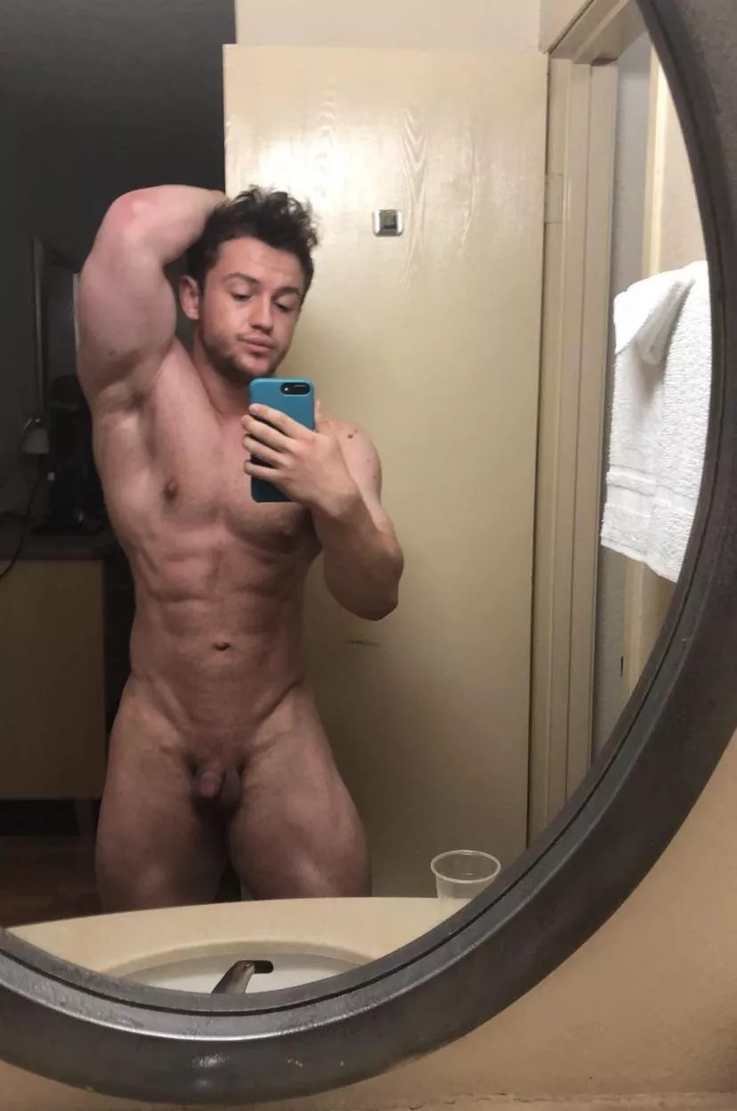 Coming home post workout shower posted by Mrbuttcheeks2