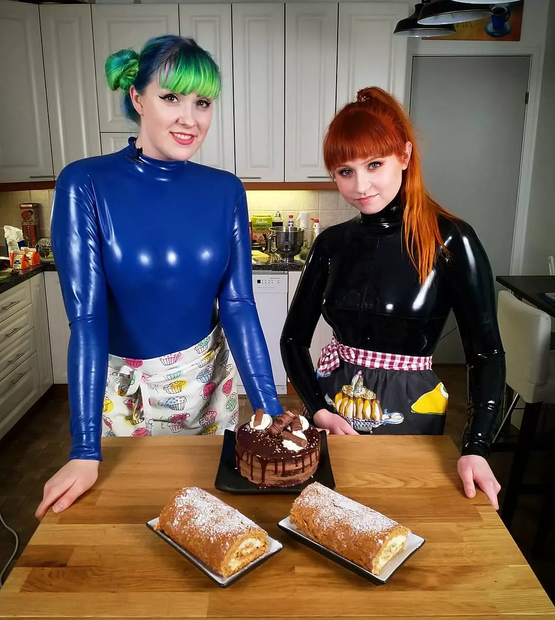 Cooking in latex | Found here: https://www.instagram.com/didi_ou/ posted by BobRoss235