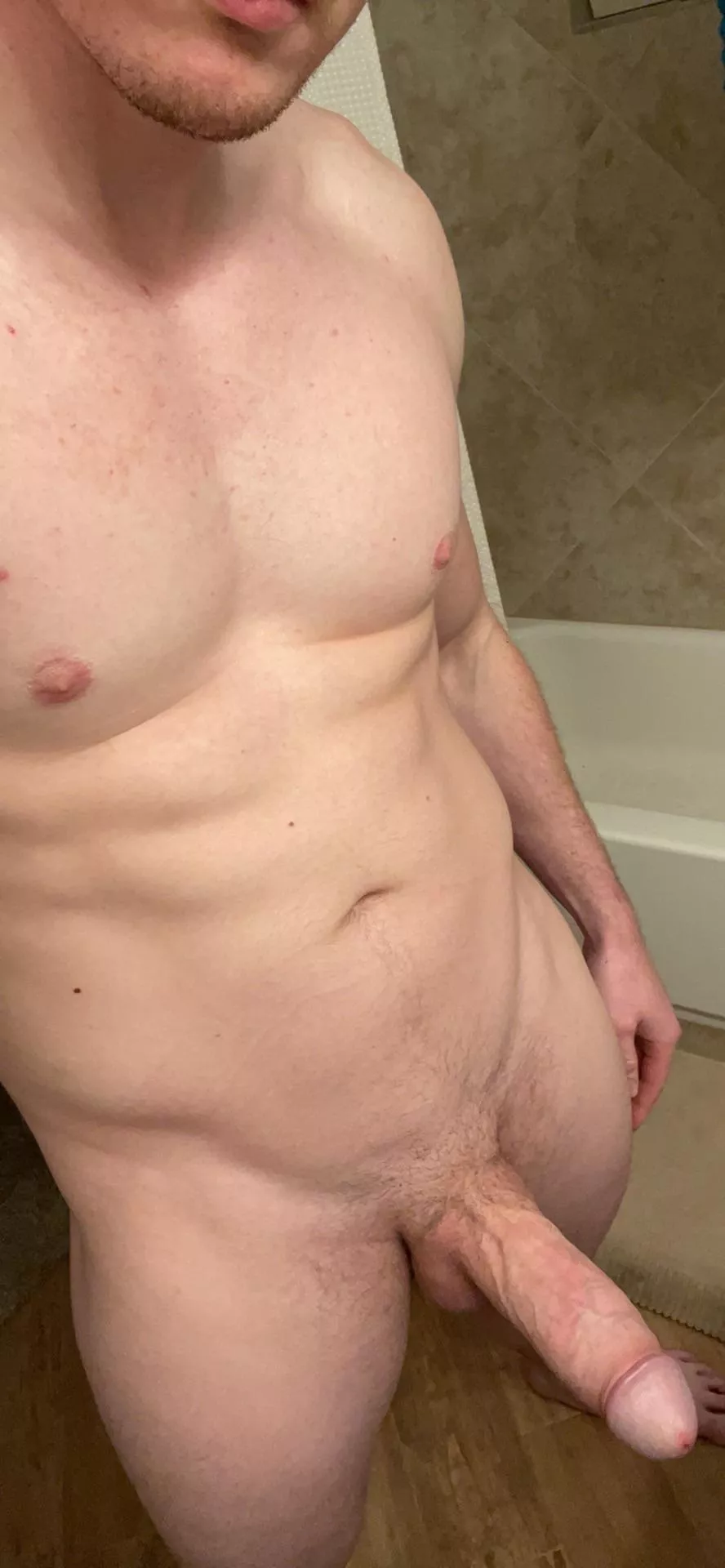 Couldn’t let this moment of horny pass without a pic posted by semi__hot