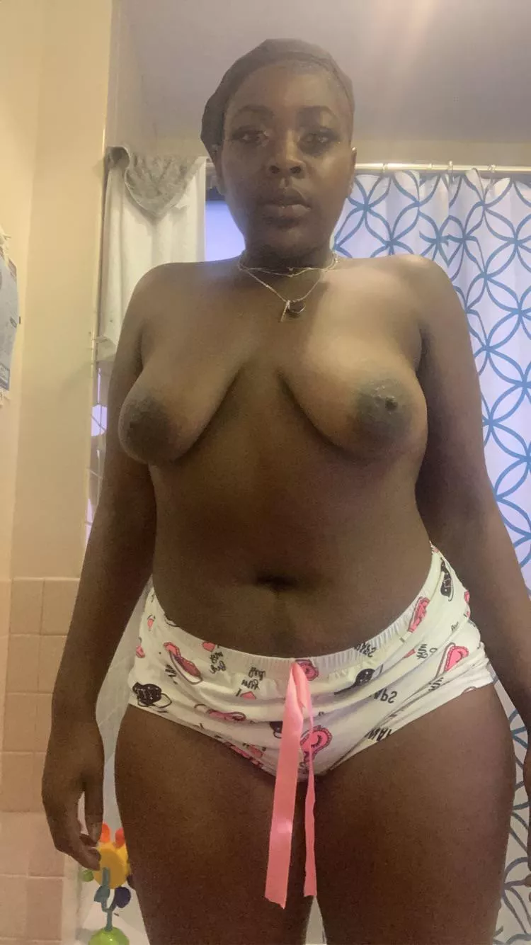 Cum here 😈 posted by Chocolate_Delight3