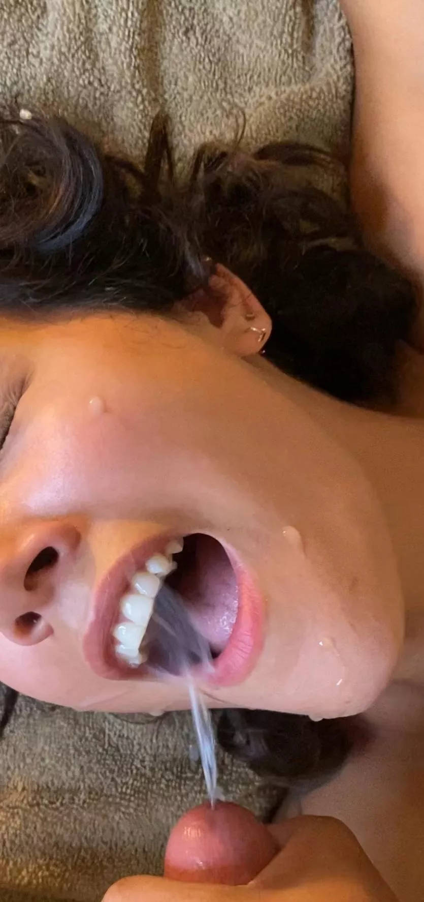 Cum in my mouth please? [F/M] posted by tricetimes