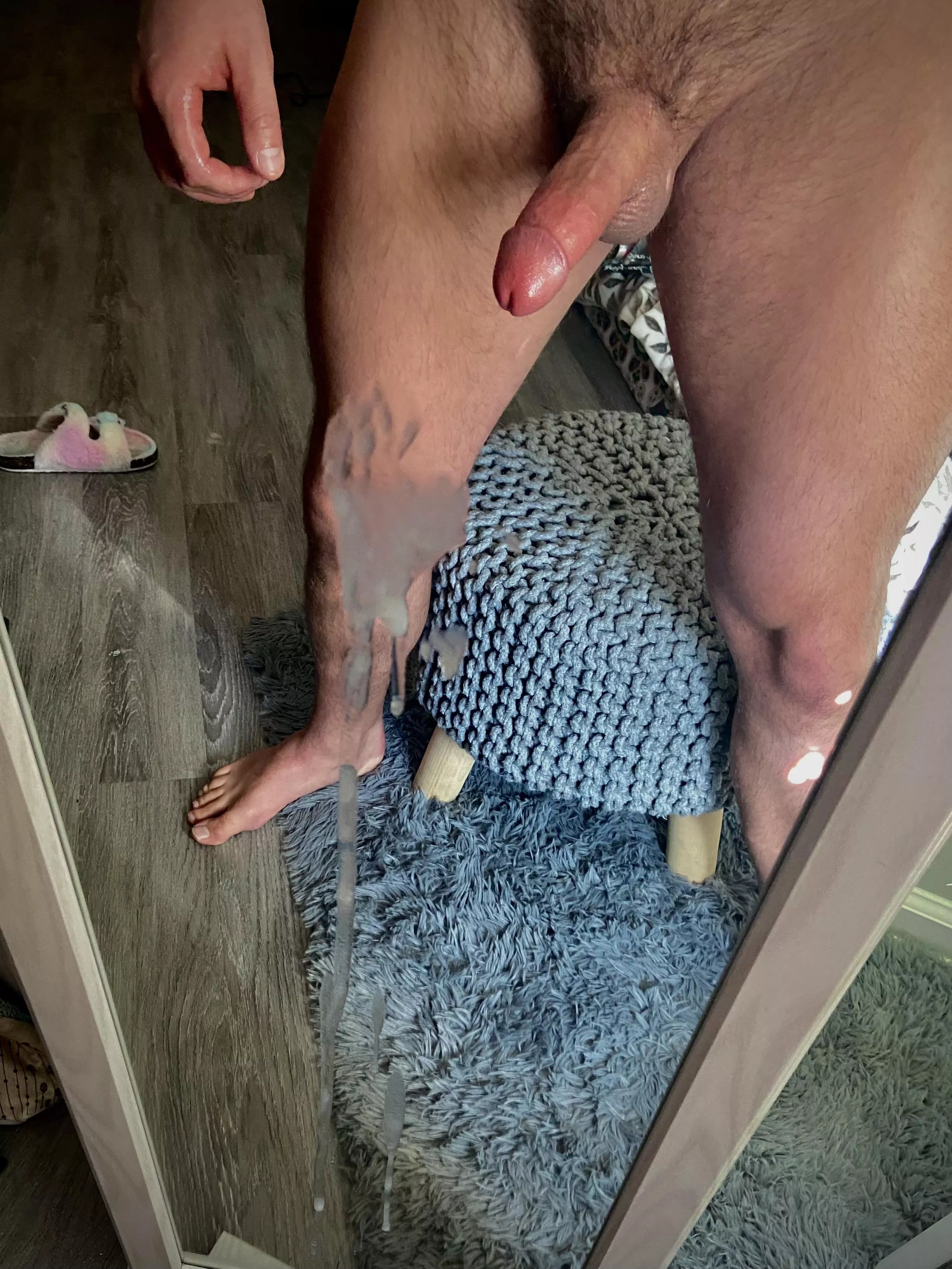 Cum on the mirror posted by Buckinuoff