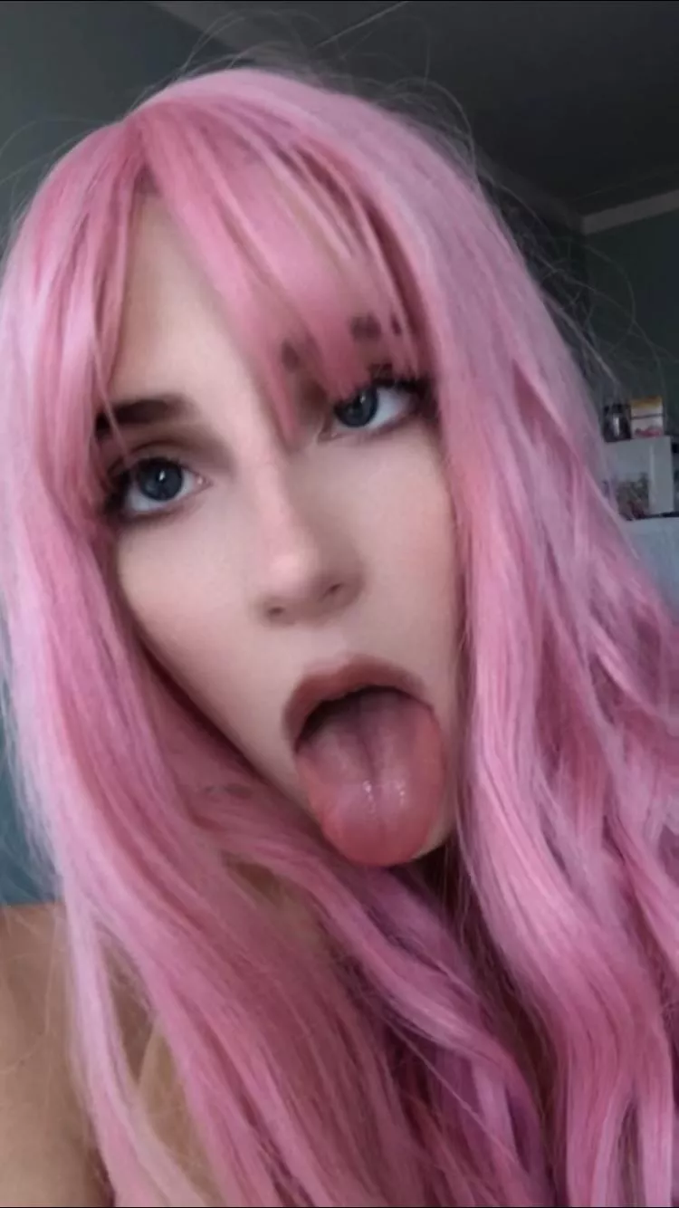 Cum so hard for my pretty little mouth, daddy posted by Kara_Likerman