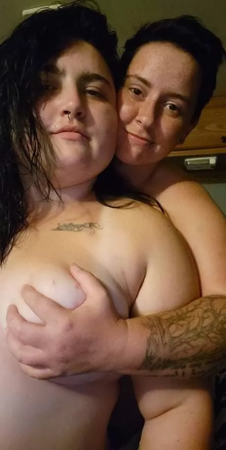 Cum watch us ❤❤ 5$ bundle sales ❤❤ NSFW couples content posted by Ashex69420