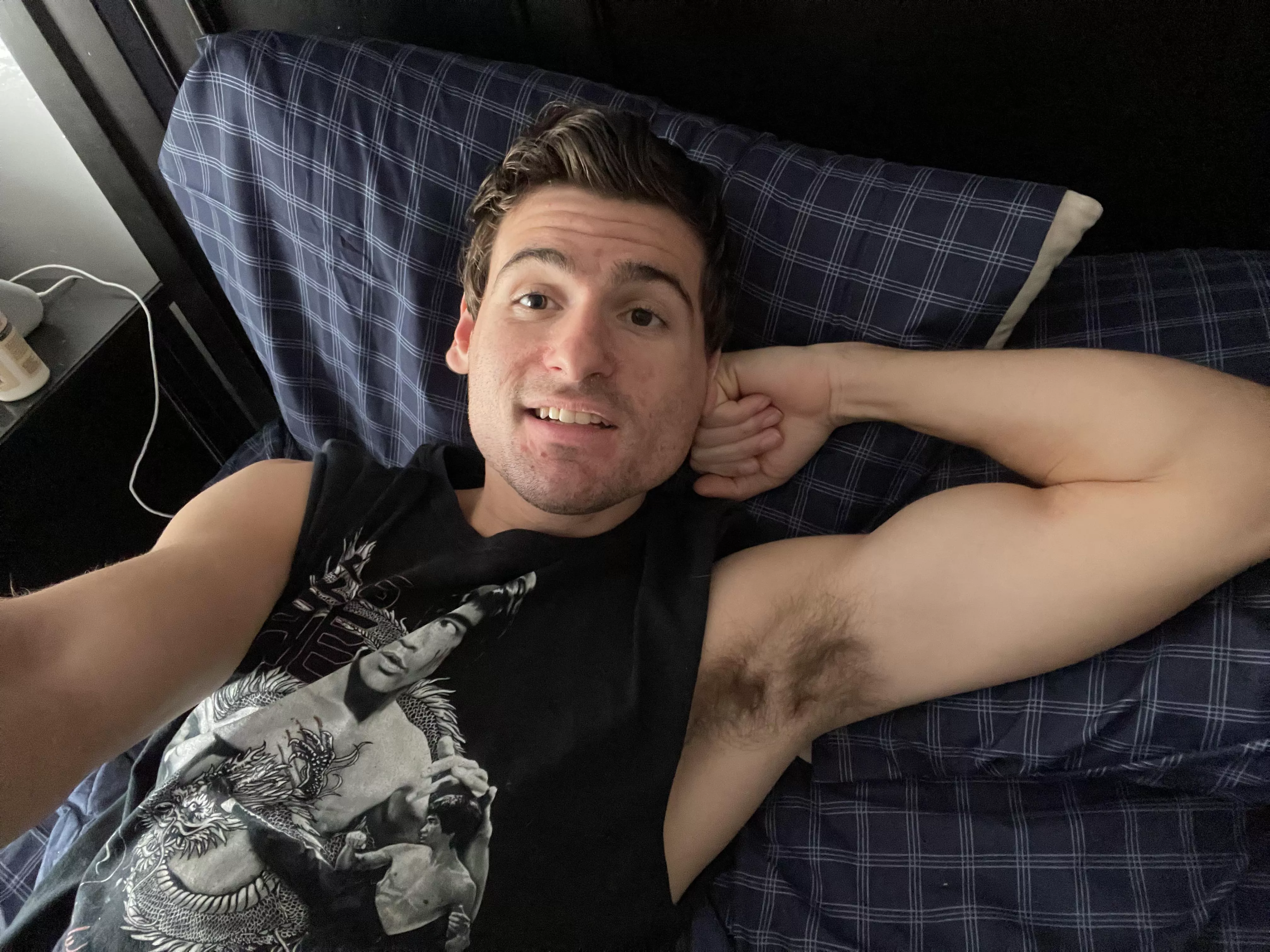 Cute guy with hot armpit posted by ArgumentDecent666