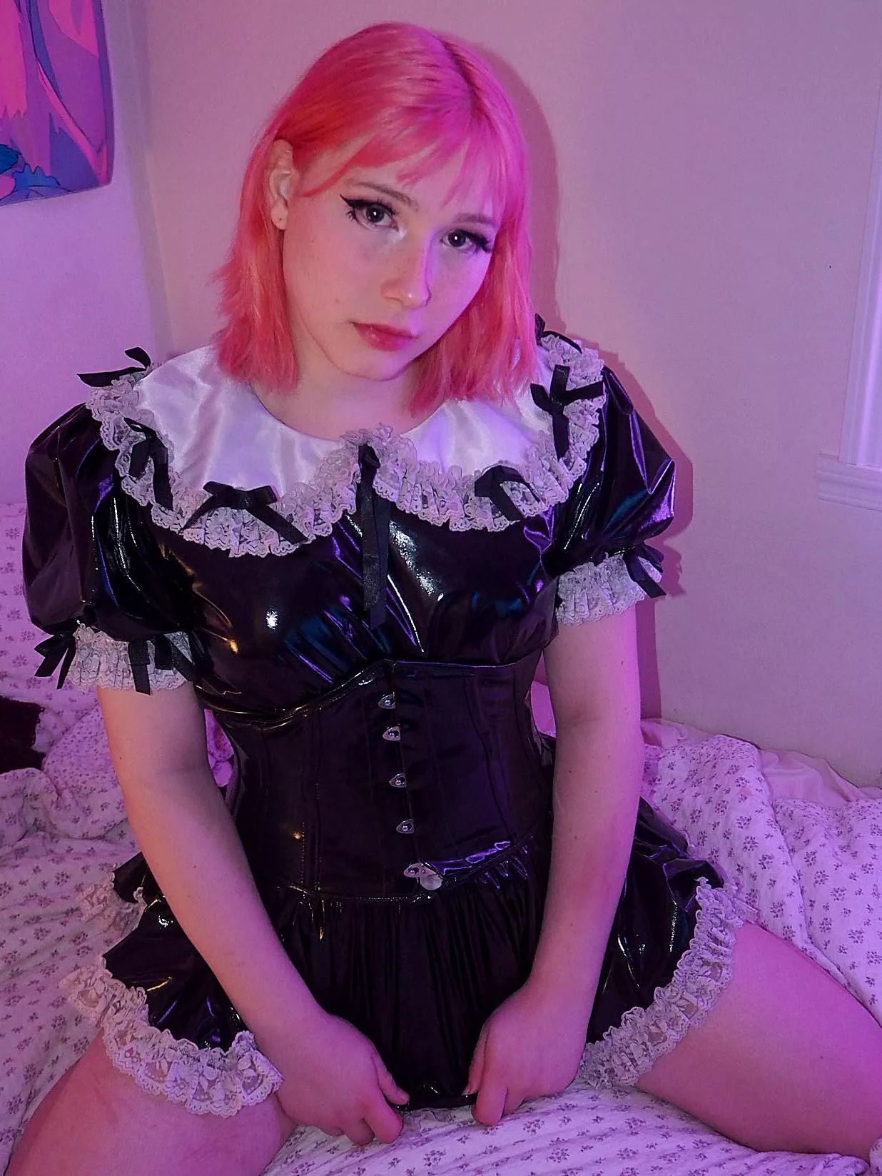 Cute maid at your service 🖤😇💦 posted by darkcloudintheskyy