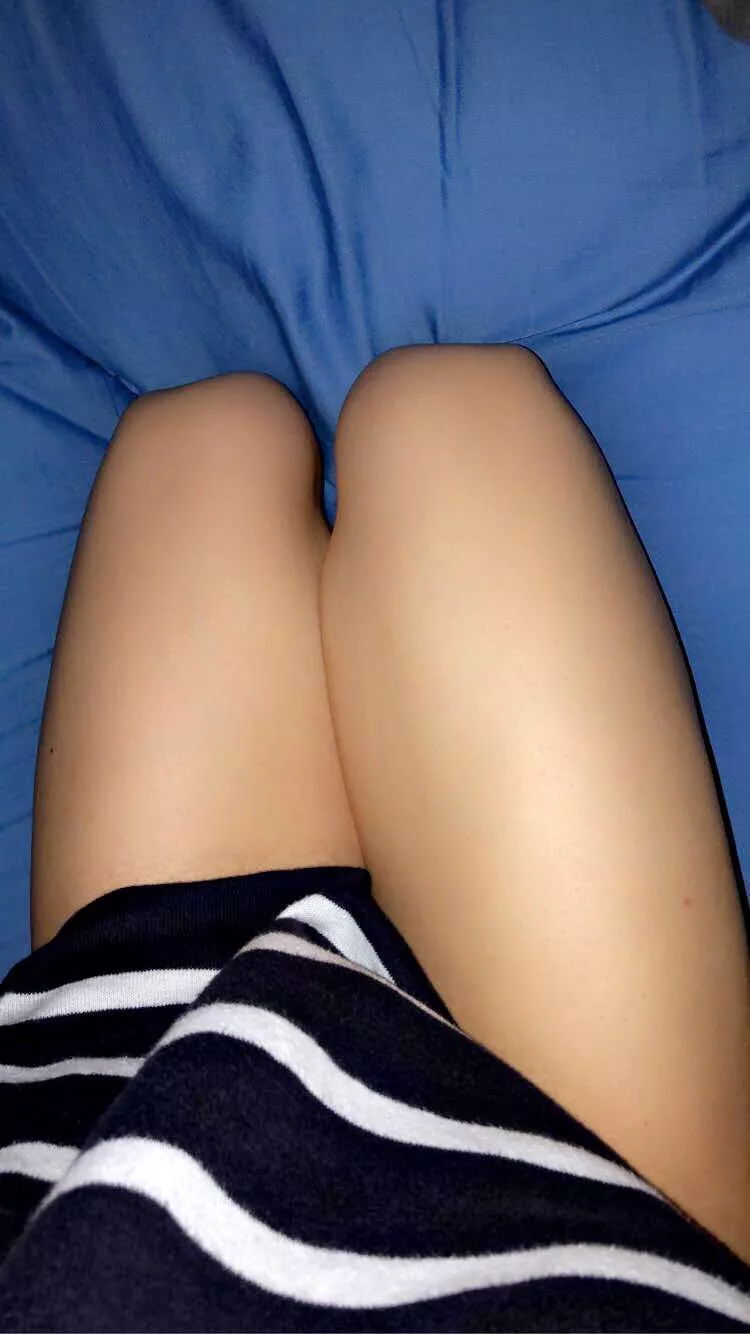 Cute squishy thighs 🌈💙💜💖 posted by Content-Park-9194